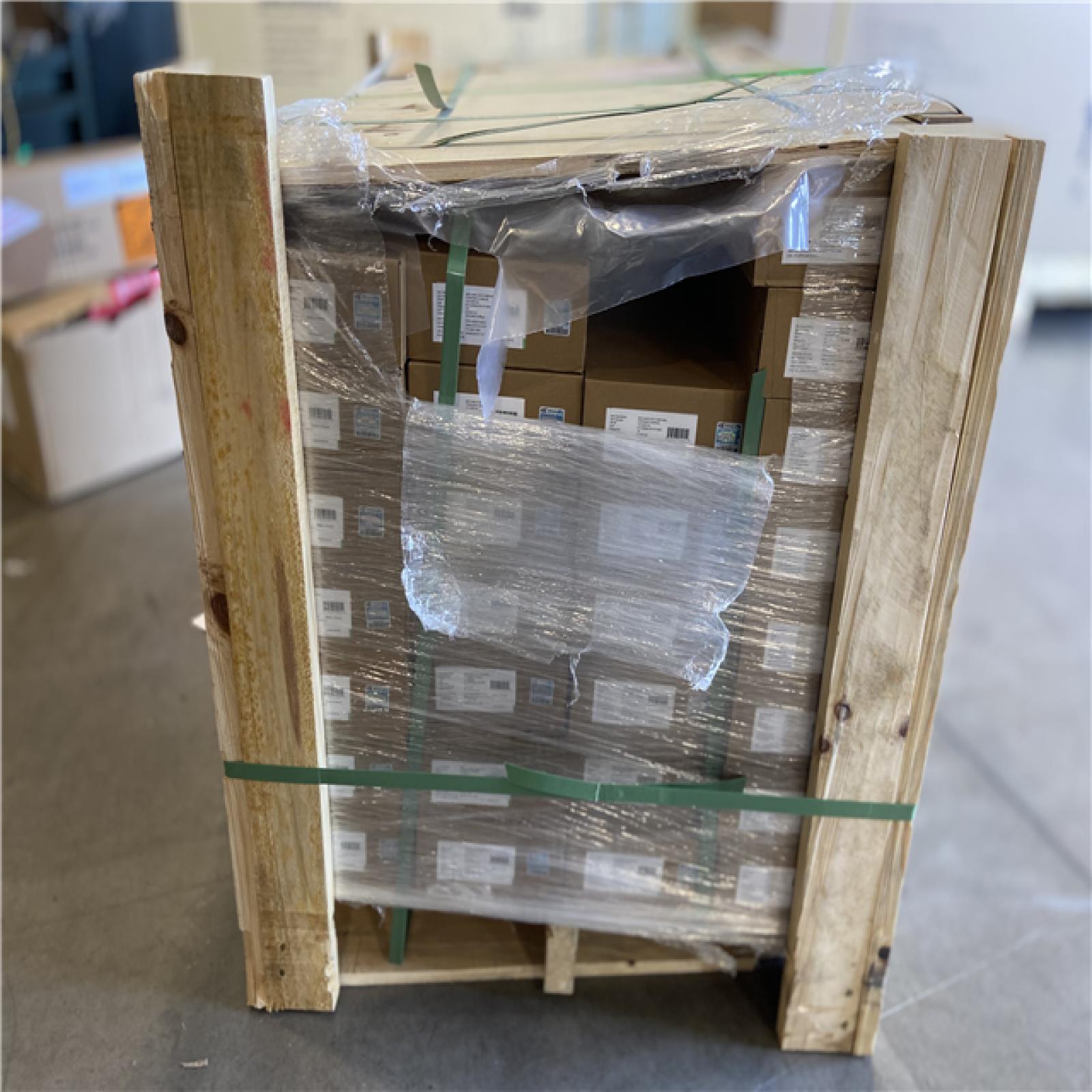 DALLAS LOCATION - TrafficMaster Skyland 6 MIL x 6 in. W x 36 in. Whitewashed Gray Click Lock Waterproof Luxury Vinyl Plank Flooring (23.95 sq. ft./Case) - 28 CASES