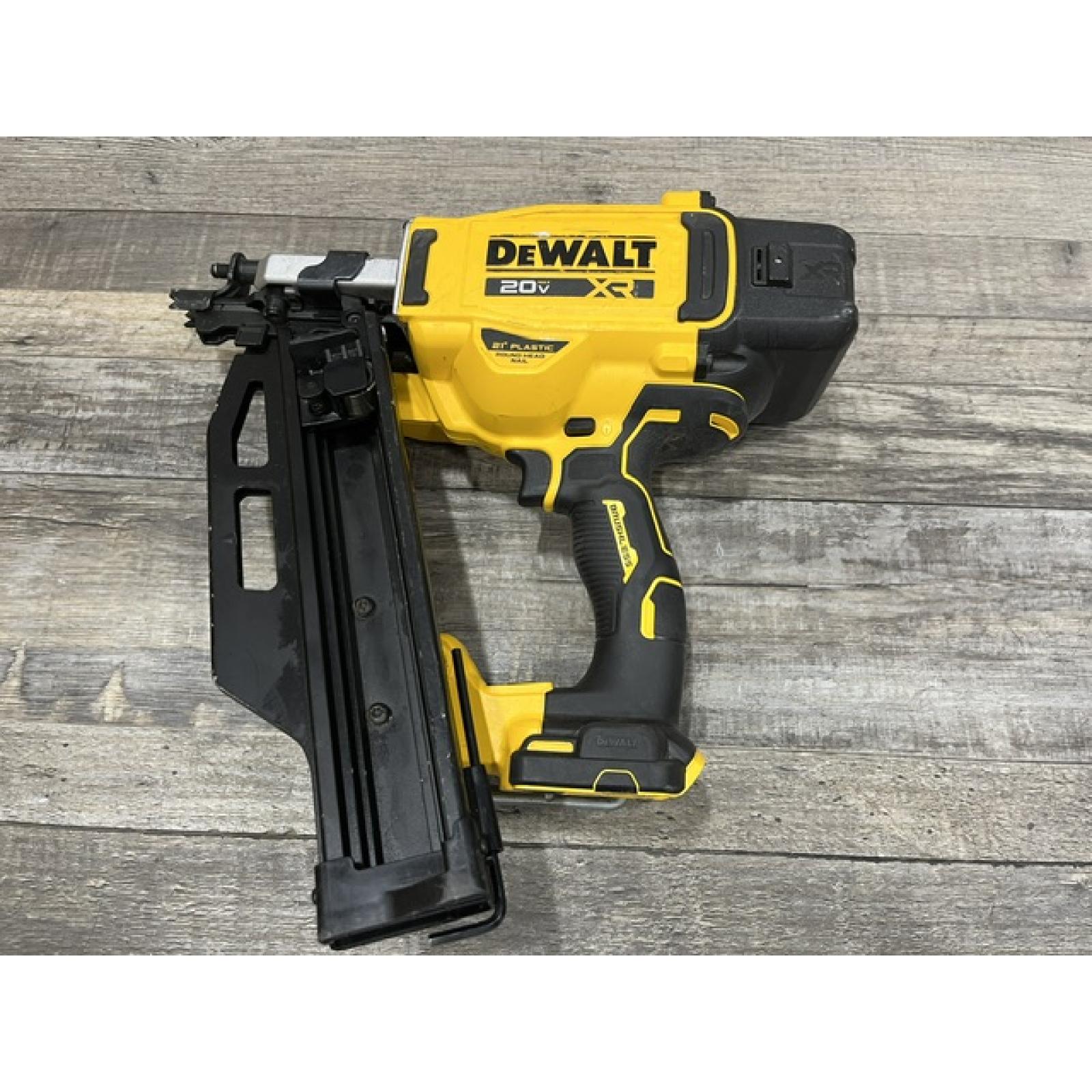 AS-IS DEWALT 20-Volt 21° Cordless Framing Nailer (Tool-Only)