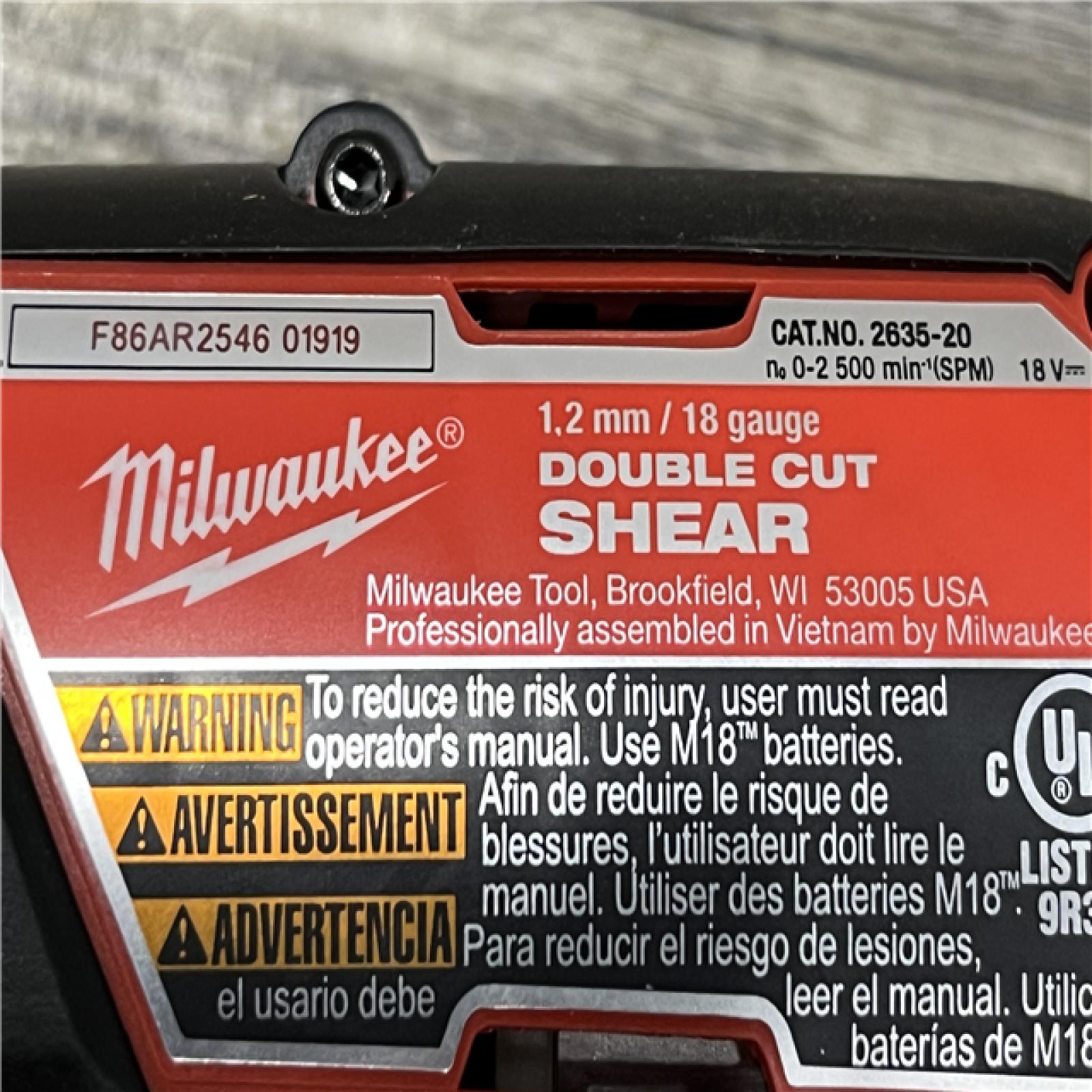 AS-IS Milwaukee 18-Volt Lithium-Ion Cordless 18-Gauge Double Cut Metal Shear (Tool-Only)