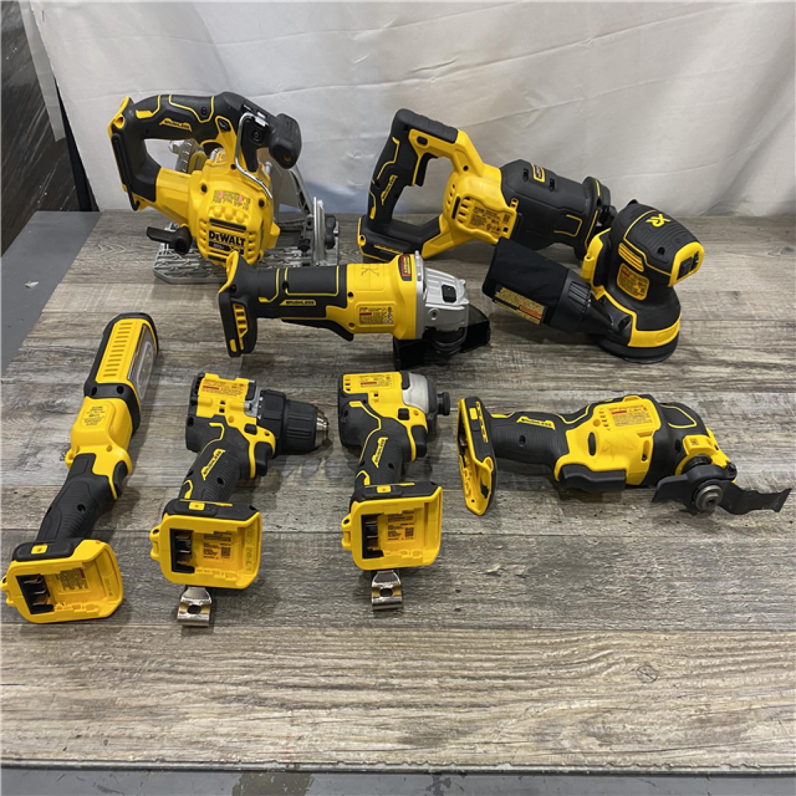 AS-IS DEWALT 20V Lithium-Ion Cordless 8-Tool Combo Kit