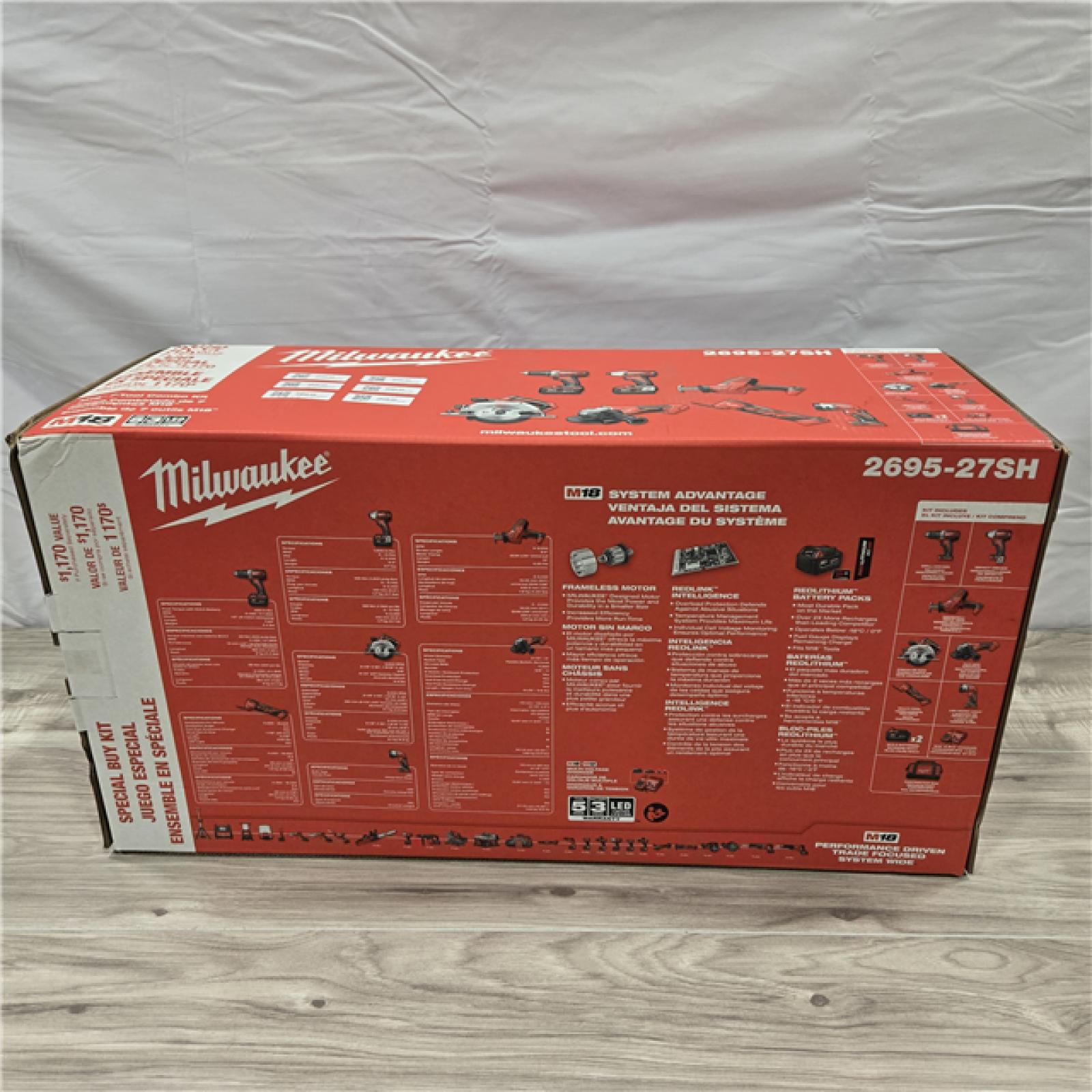 NEW  Milwaukee M18 18-Volt Lithium-Ion Cordless Combo Kit 7-Tool with 2-Batteries, Charger and Tool Bag