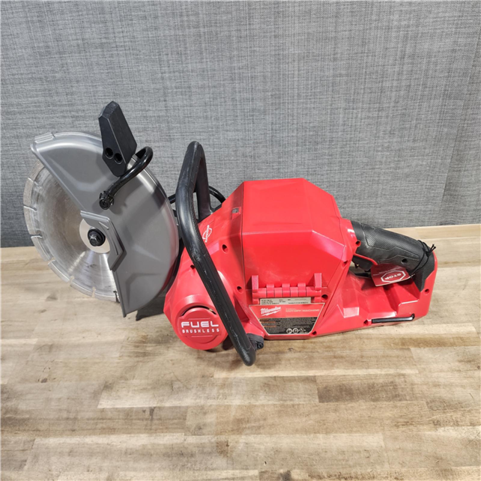 HOUSTON LOCATION - AS-IS Milwaukee 2786-20 M18 FUEL Lithium-Ion 9 in. Cut-Off Saw W/ ONE-KEY (Tool Only)