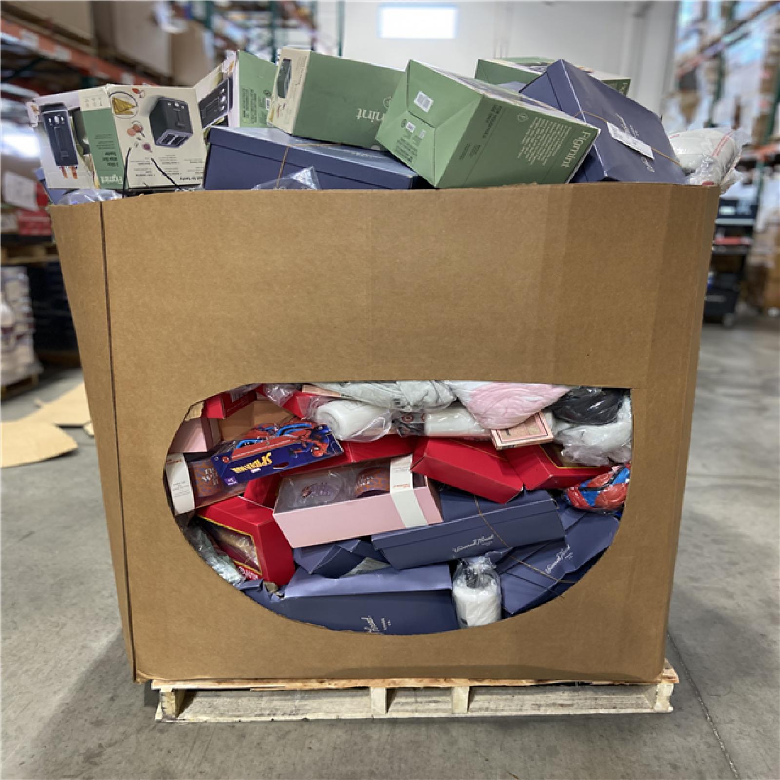 DALLAS LOCATION - BULLSEYE CLOTHING, HOME GOODS