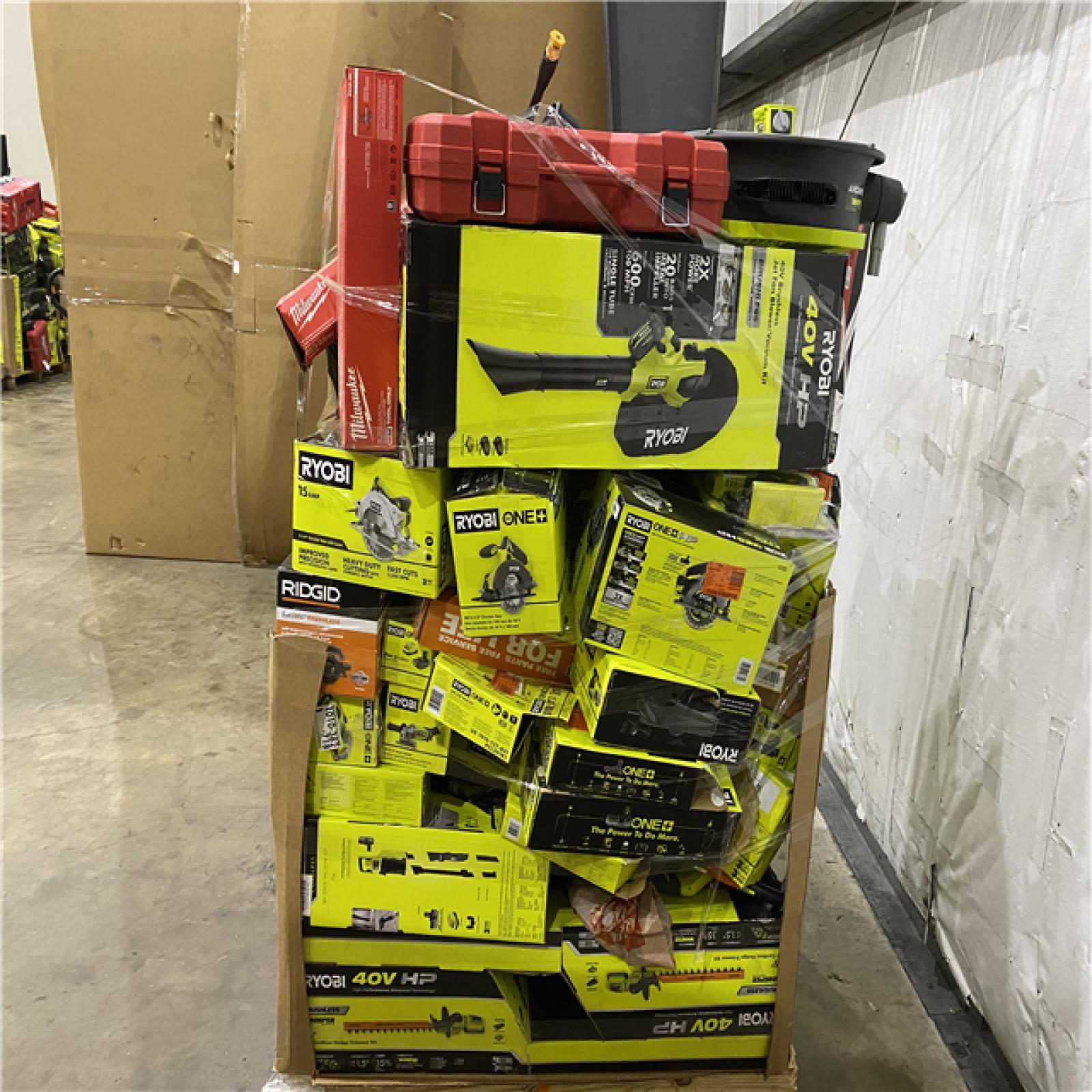 Houston Location AS IS - Tool Pallet