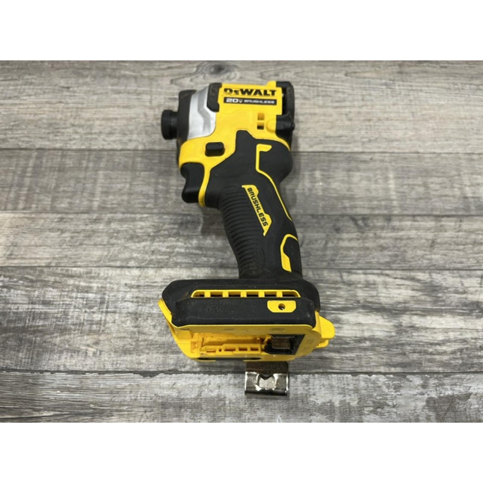 AS-IS DEWALT ATOMIC 20V MAX Lithium-Ion Cordless 1/4 in. Brushless Impact Driver Kit