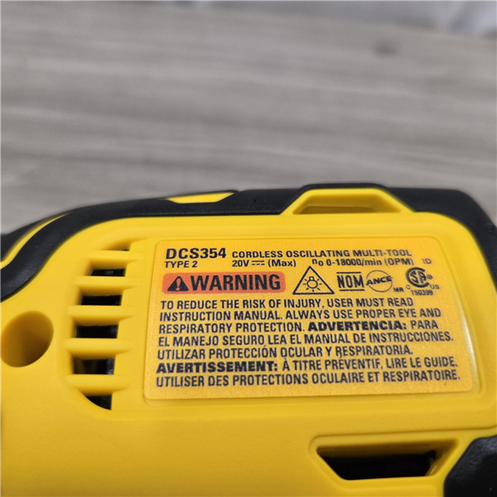 AS-IS DEWALT ATOMIC 20V MAX Cordless Oscillating Multi Tool (Tool Only)