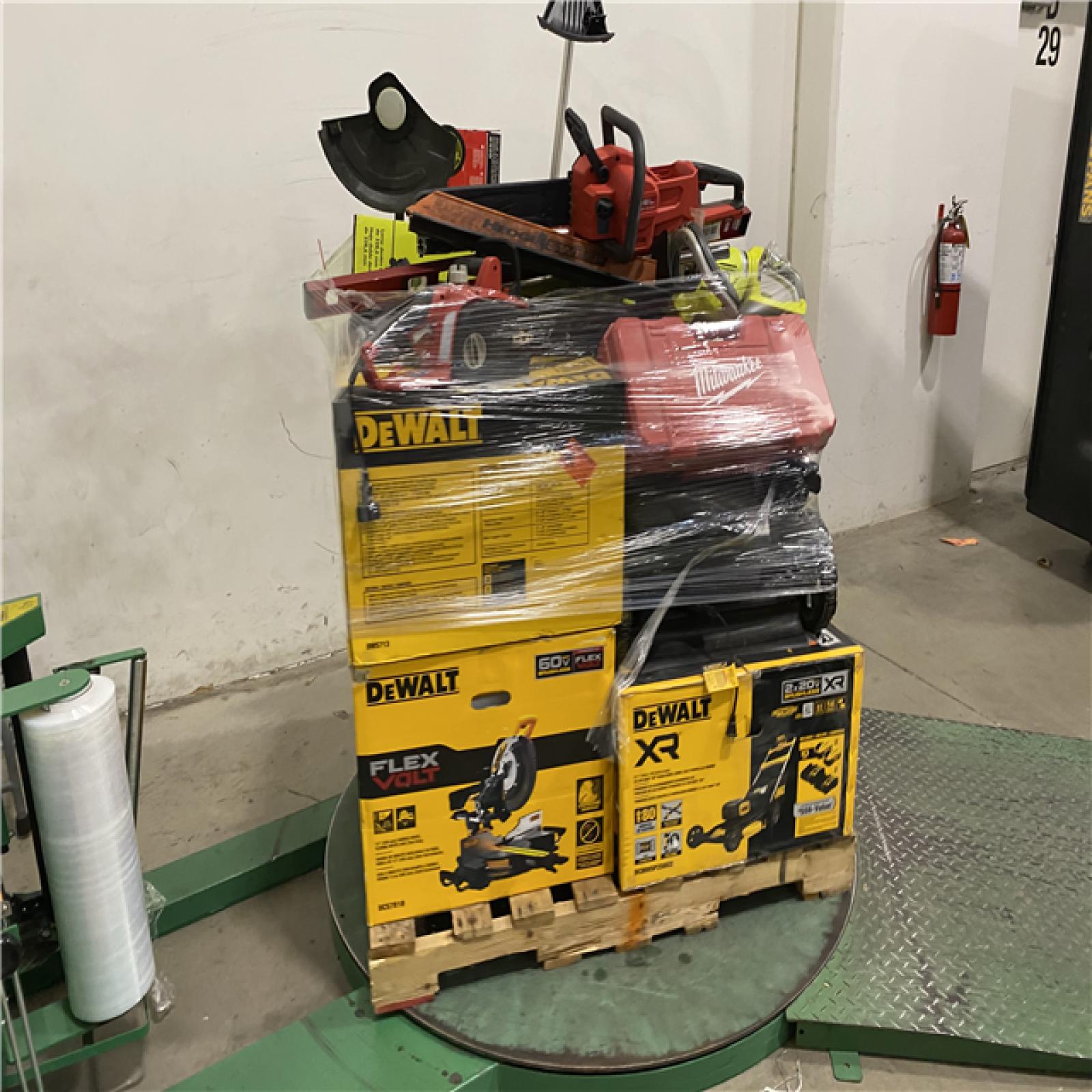 Dallas Location - As-Is Tool Pallet