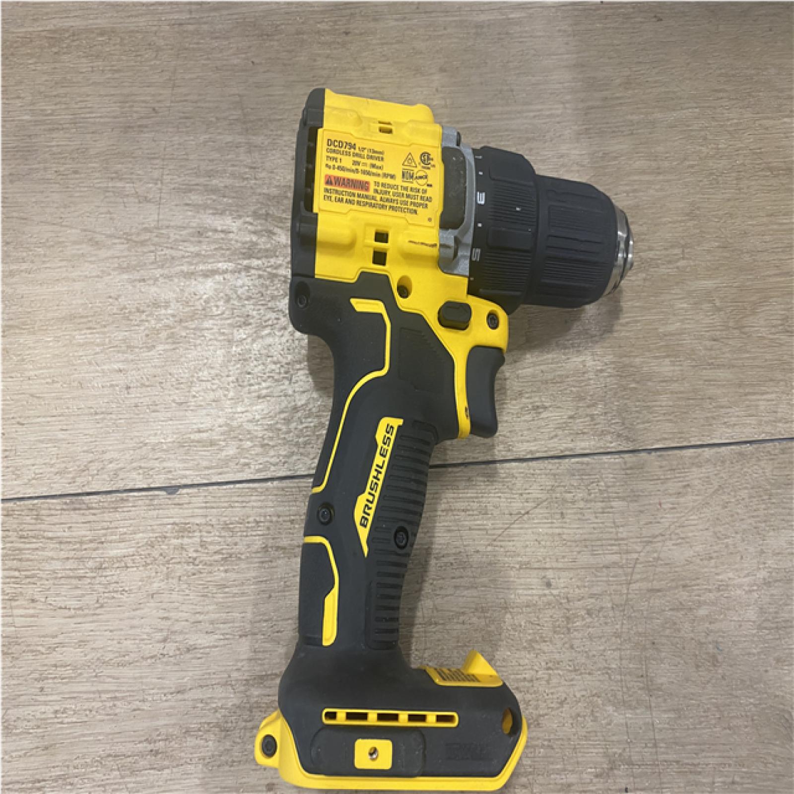 AS-IS DEWALT Atomic 20V Lithium-Ion Cordless Compact 1/2 in. Drill/Driver Kit