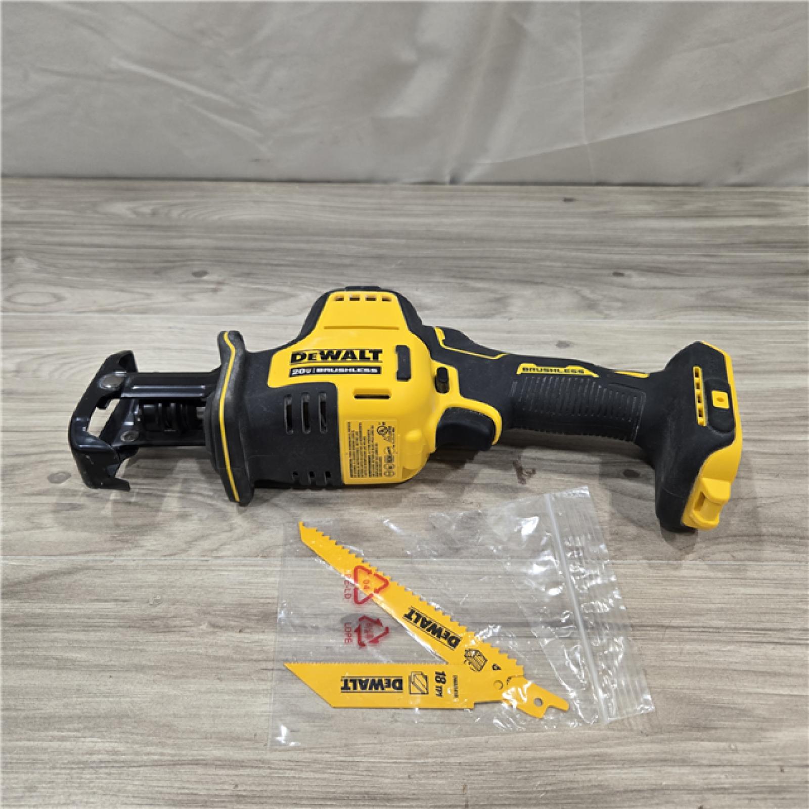 AS-IS Dewalt ATOMIC 20V MAX Cordless One-Handed Reciprocating Saw (Tool Only)