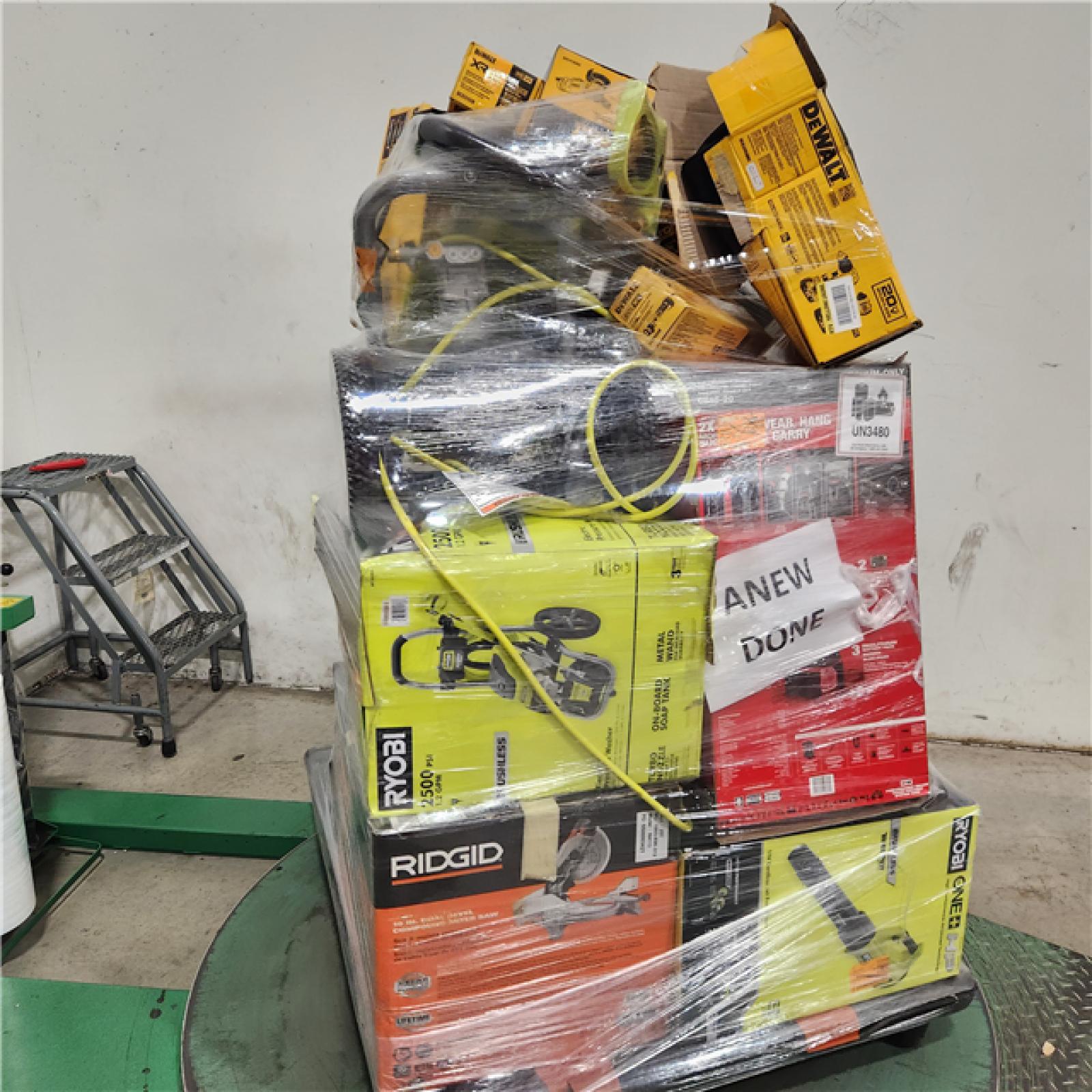 Dallas Location - As-Is Tool Pallet