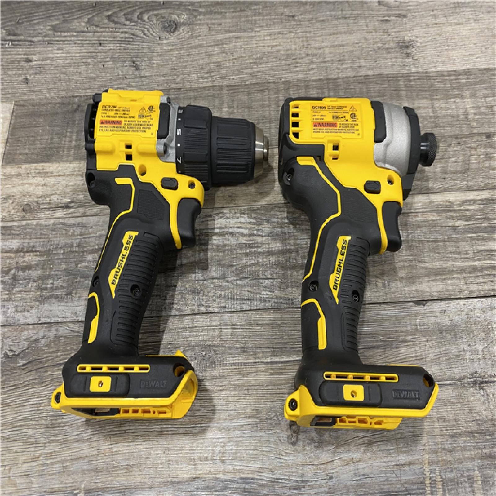 AS-IS DEWALT ATOMIC 20-Volt MAX Lithium-Ion Cordless Combo Kit
