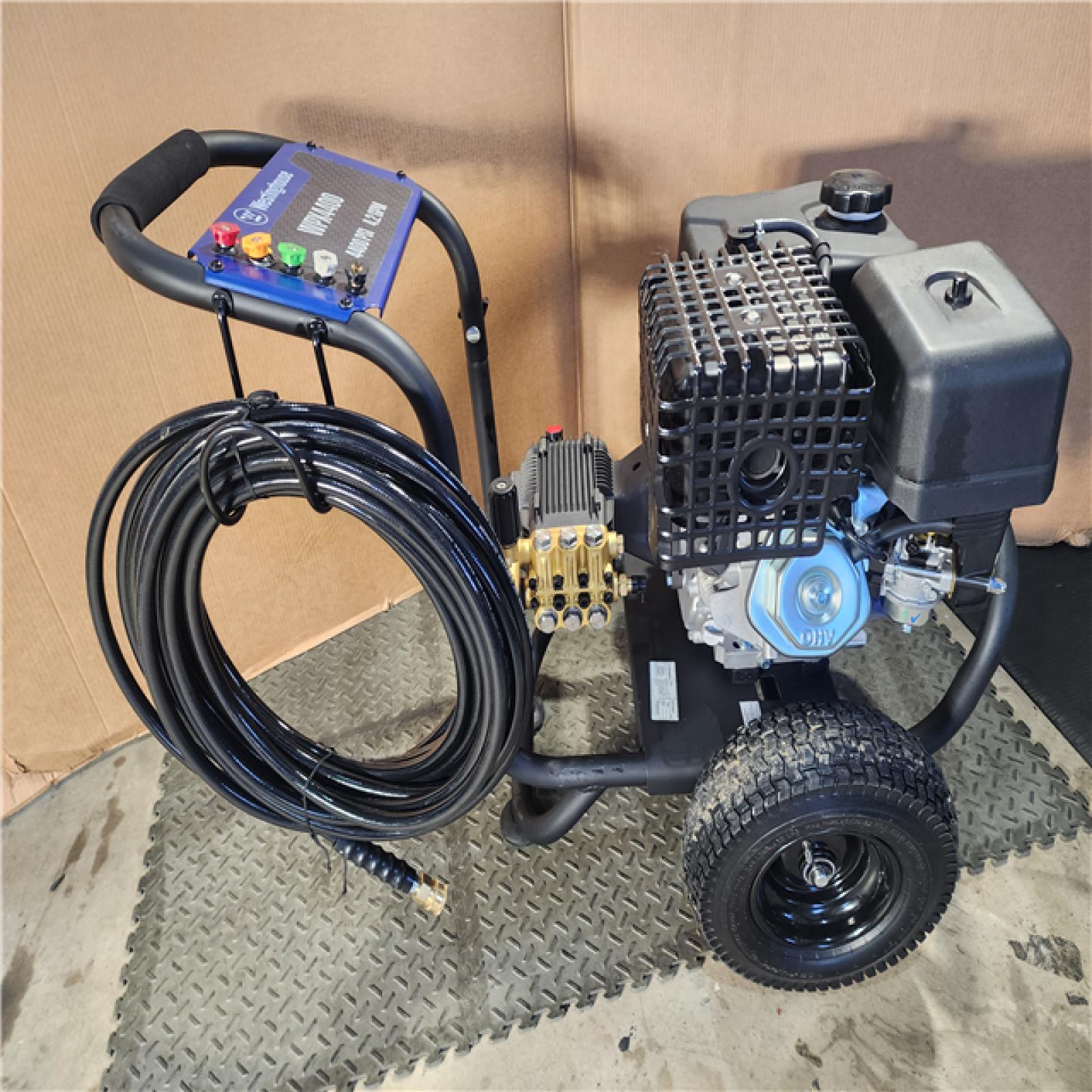 HOUSTON LOCATION - AS-IS WESTING HOUSE WPX 4400 PSI 4.2 GPM 420 CC Cold Water Gas Powered Triplex Pump Pressure Washer with 5 Quick Connect Nozzles