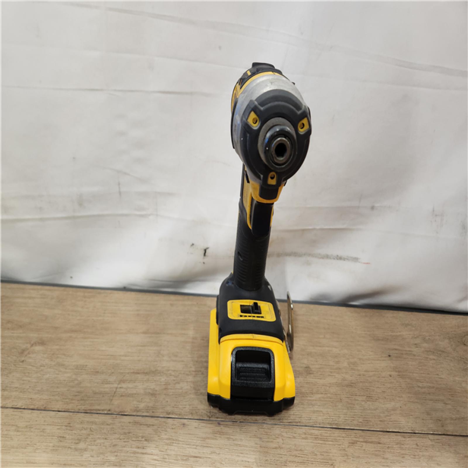 AS-IS- DEWALT ATOMIC 20V MAX* Brushless Cordless Compact 1/4 in. Impact Driver Kit
