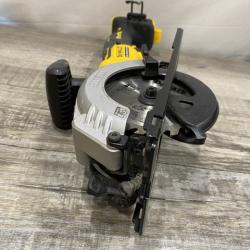 AS-IS DEWALT ATOMIC 20V MAX Cordless Brushless 4-1/2 in. Circular Saw (Tool Only)