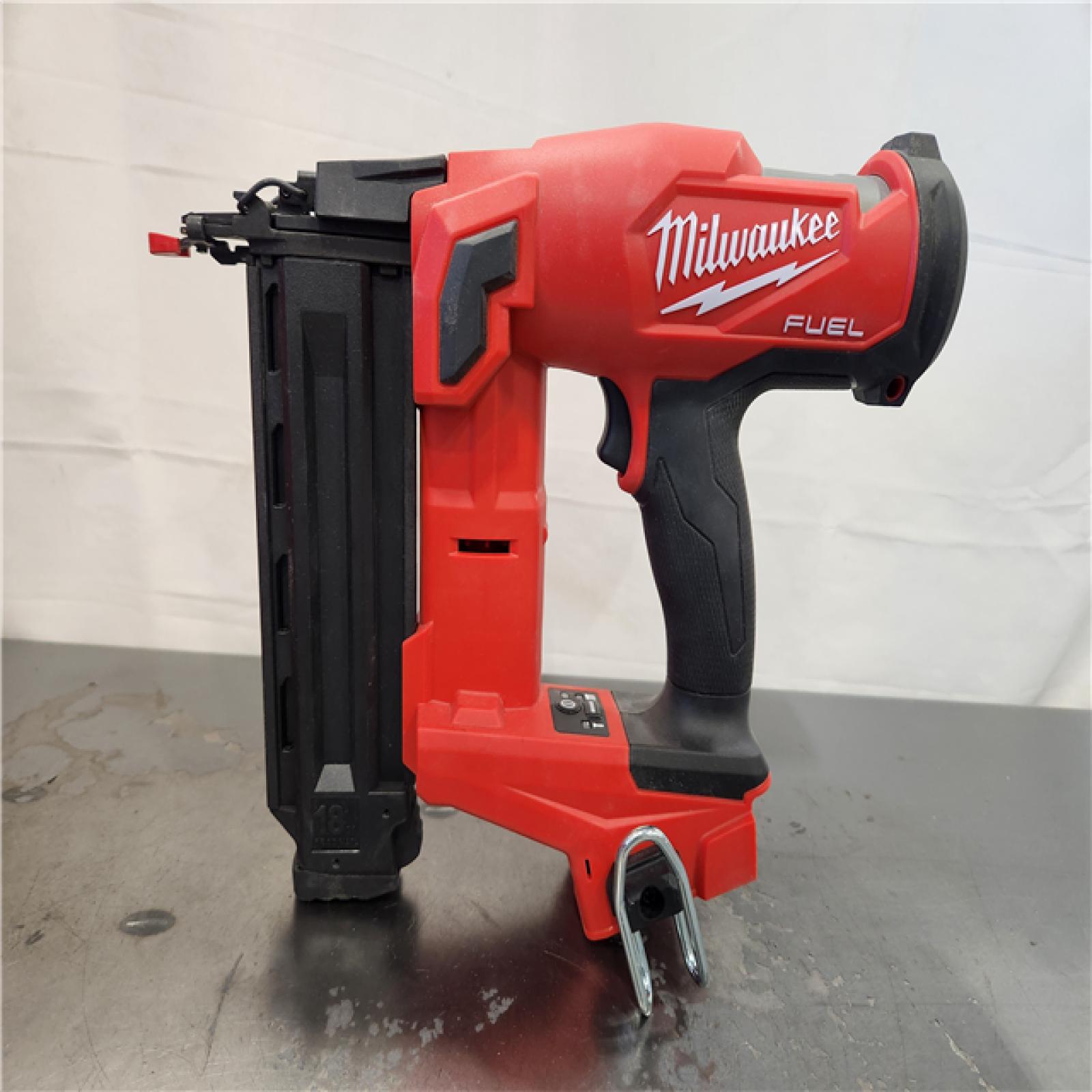 AS-IS- Milwaukee M18 FUEL 18 Gauge Brad Nailer
