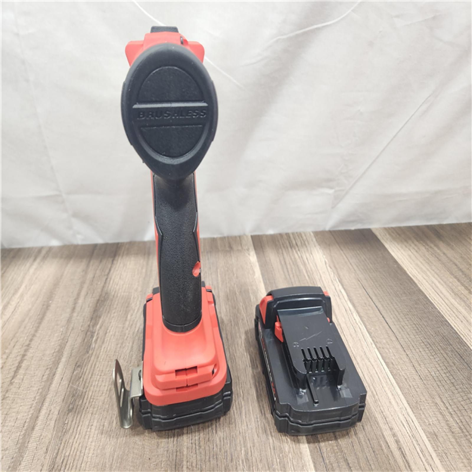 AS-IS- Milwaukee M18 18V Drill/Driver Kit