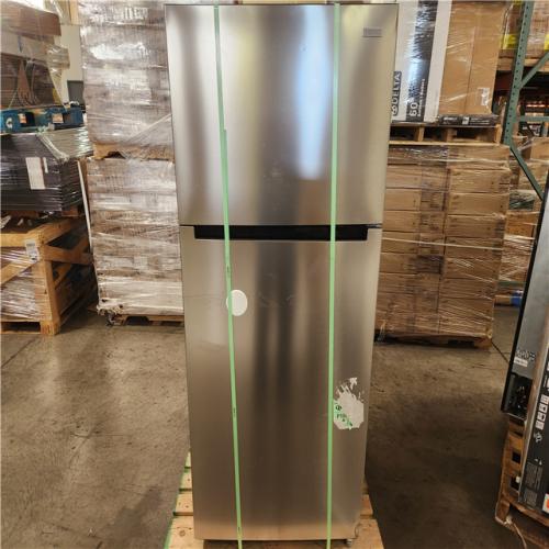 Phoenix Location Vissani 18 cu. ft. Top Freezer Refrigerator in Stainless Steel Look