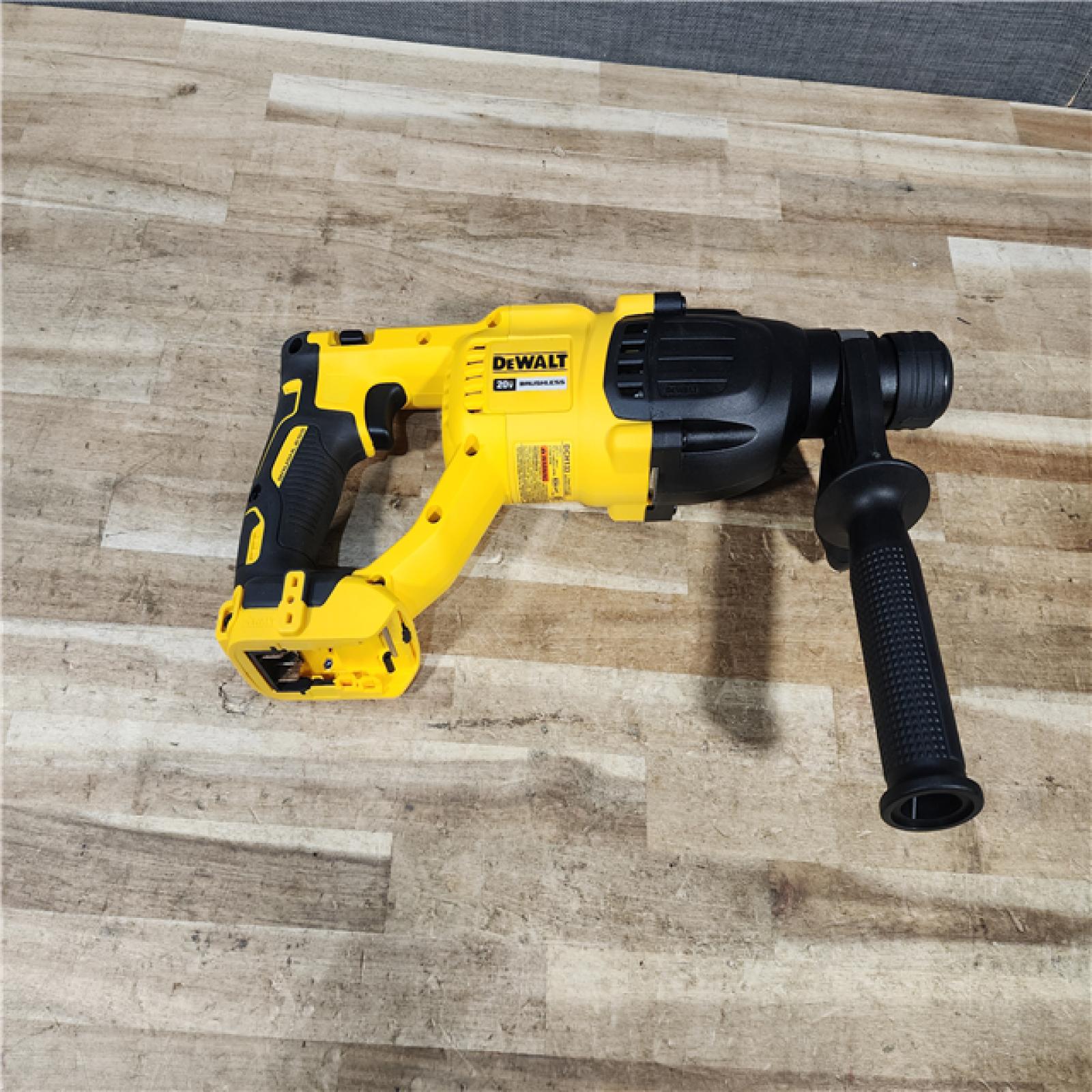 HOUSTON LOCATION - AS - IS DEWALT 20V MAX Cordless Brushless 1 in. SDS Plus D-Handle Concrete and Masonry Rotary Hammer (Tool Only)