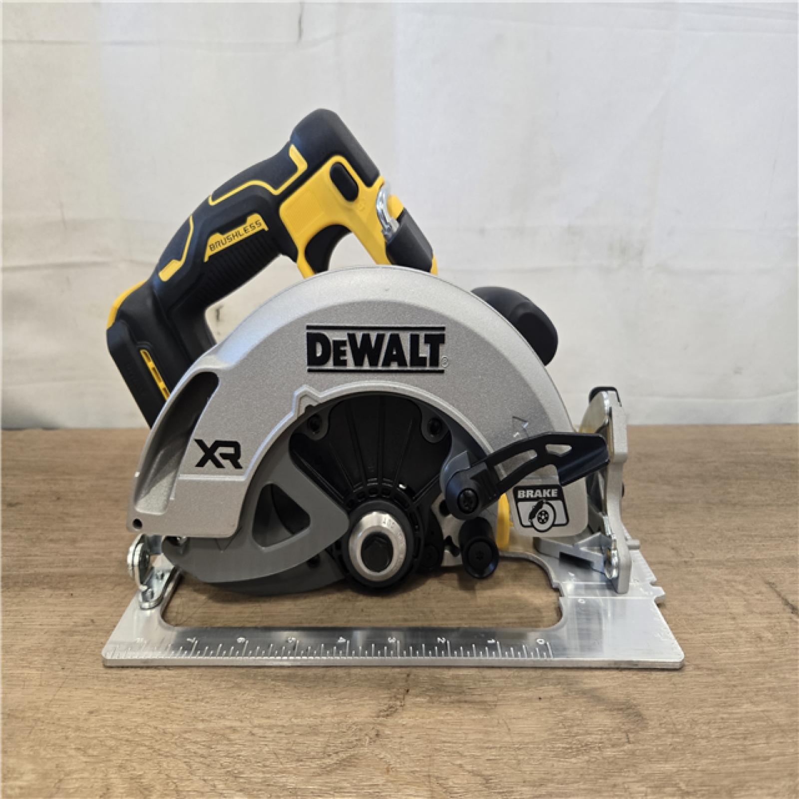 AS-IS DEWALT 20V Lithium-Ion Cordless 5-Tool Combo Kit
