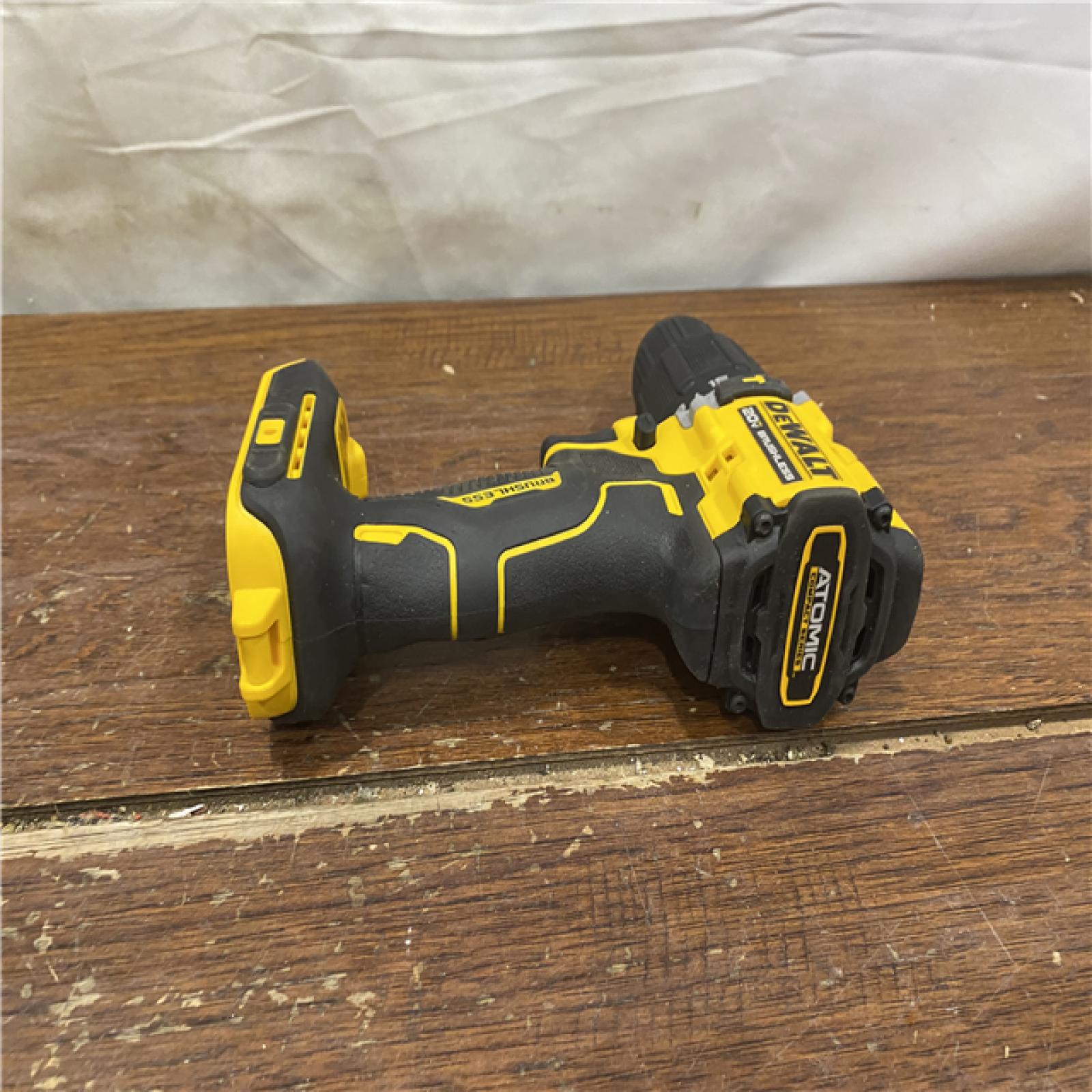 AS-IS DEWALT ATOMIC 20-Volt Lithium-Ion Cordless 1/2 in. Compact Hammer Drill with 3.0Ah Battery, Charger and Bag