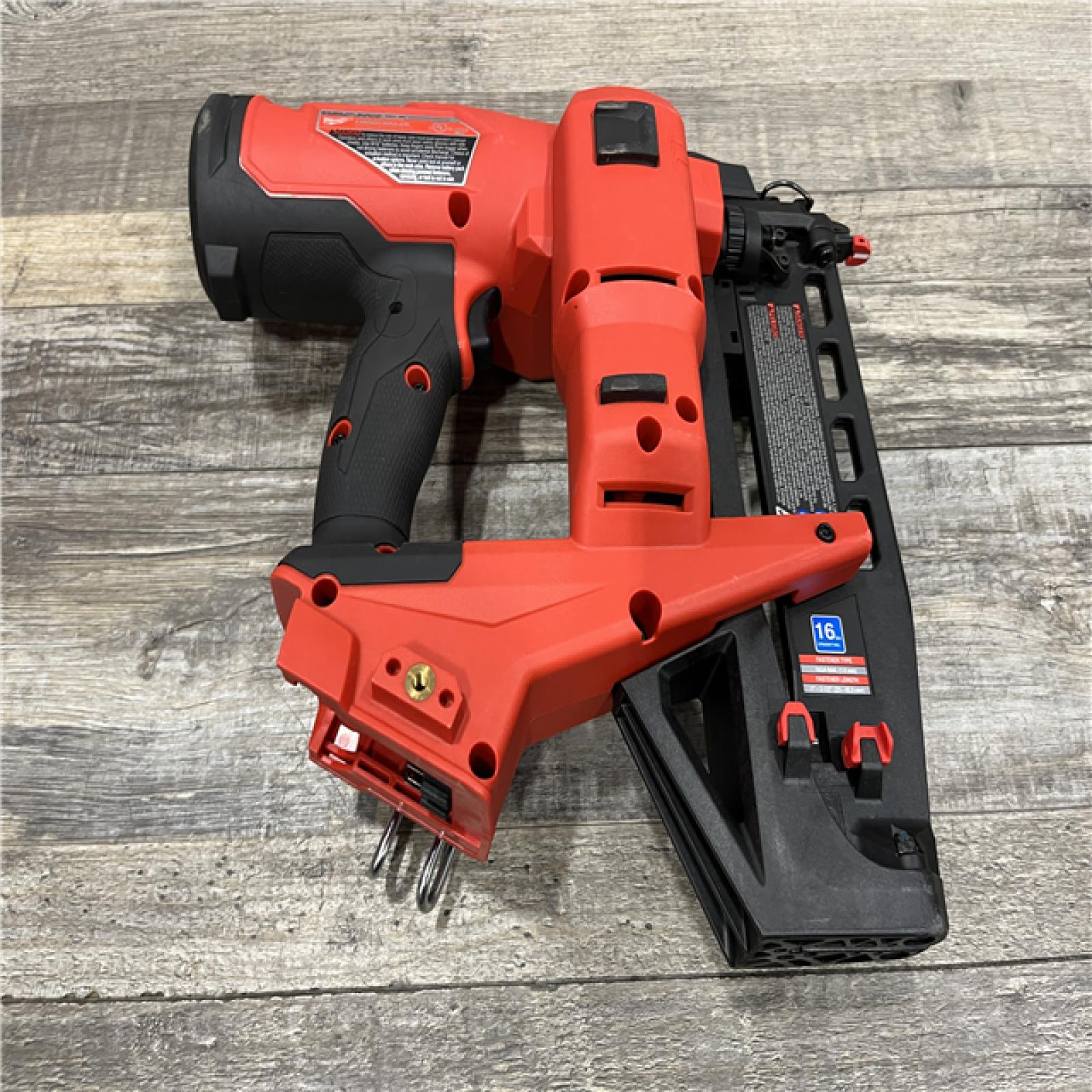 AS-IS Milwaukee FUEL 18-Volt Lithium-Ion Brushless Cordless Gen ll 16-Gauge Straight Finish Nailer (Tool Only)