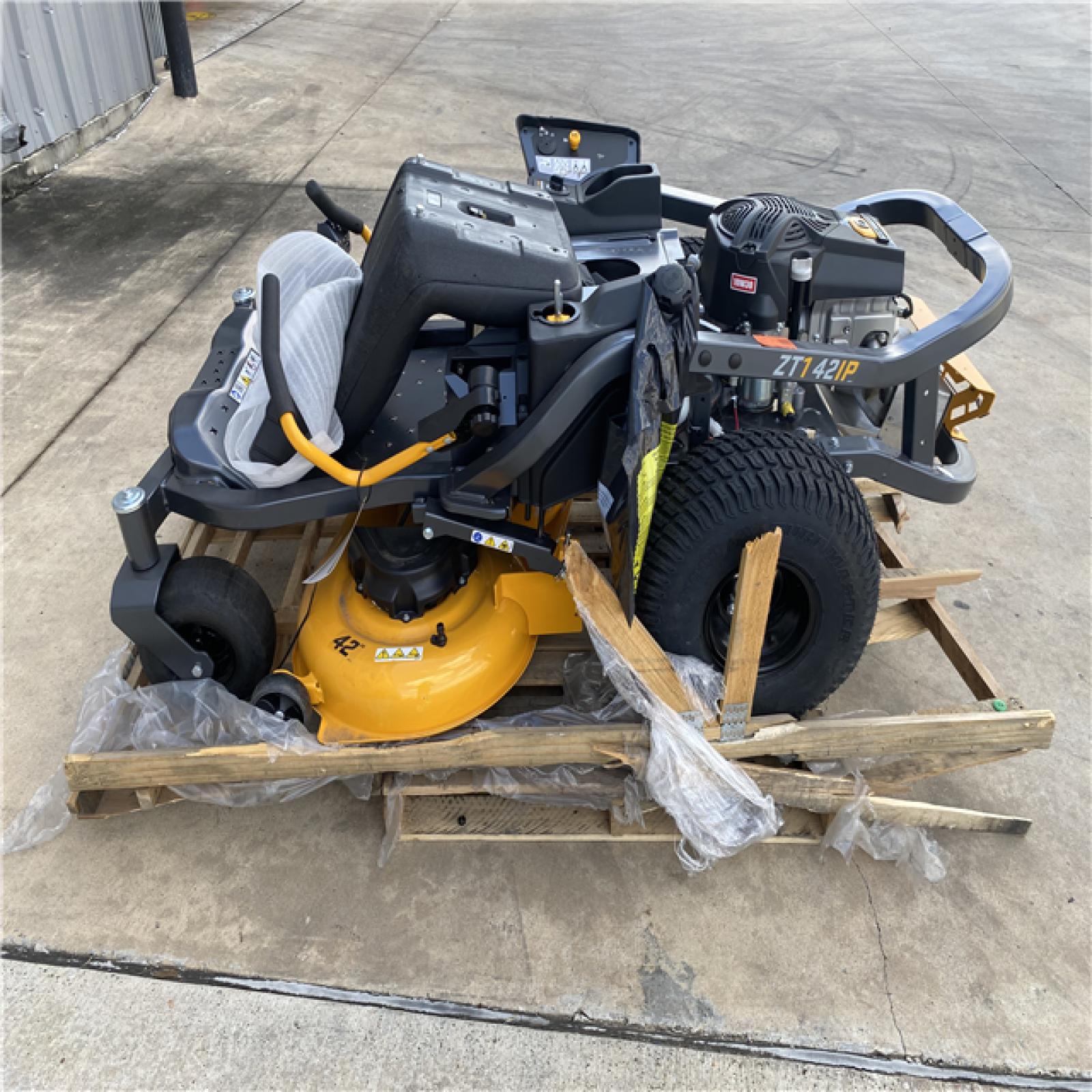 Houston Location - AS-IS Cub Cadet ZT1 42 Riding Mower