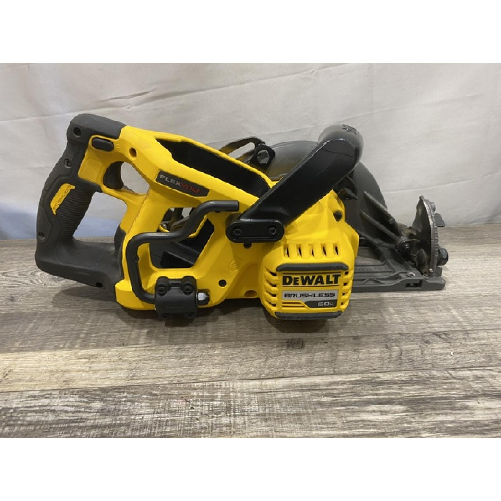 AS-IS DEWALT FLEXVOLT 60V MAX Cordless Brushless 7-1/4 in. Wormdrive Style Circular Saw (Tool Only)