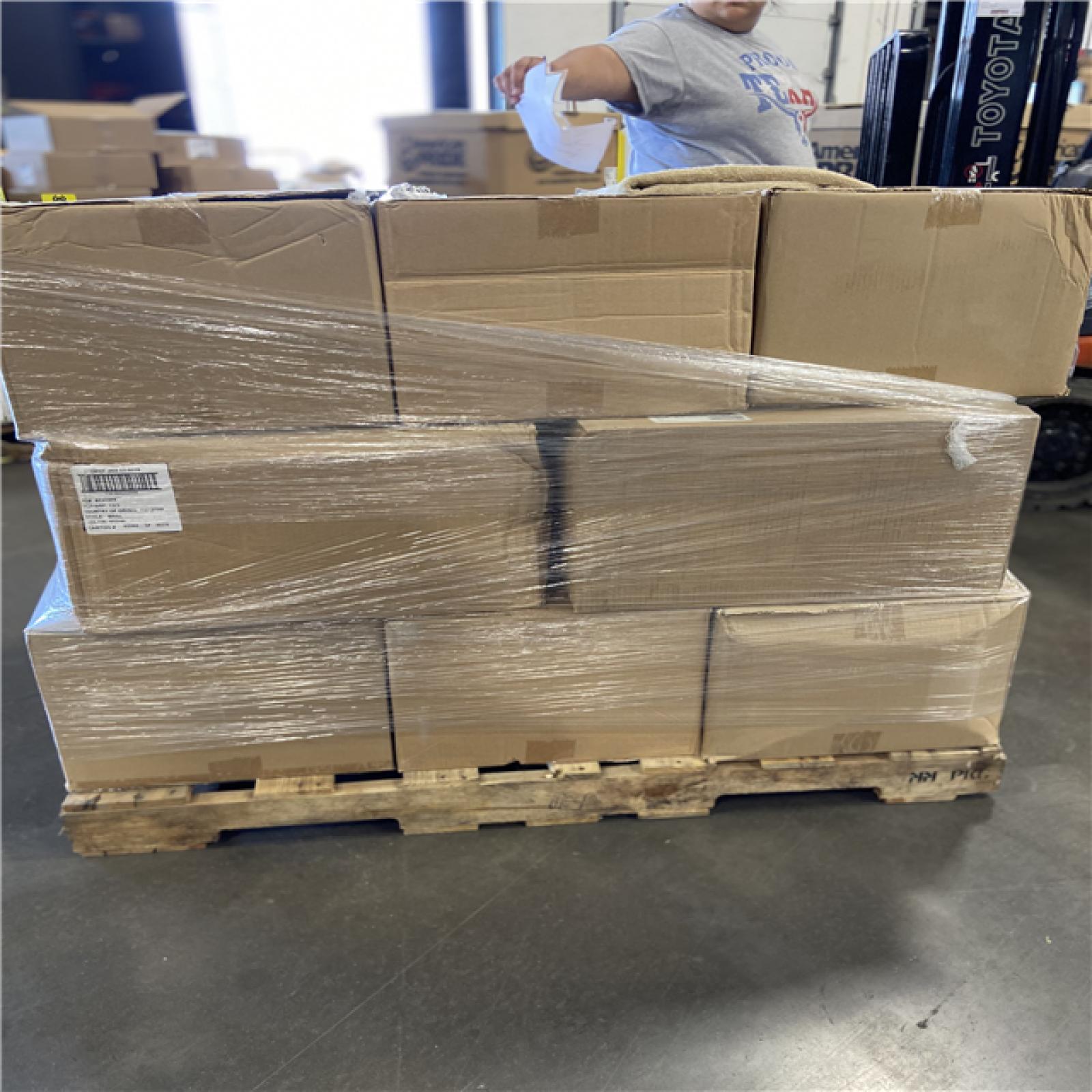 DALLAS LOCATION - BULLSEYE EVERYDAY OVERSIZED BATH TOWEL 30INX60IN PALLET -(180 TOWELS)