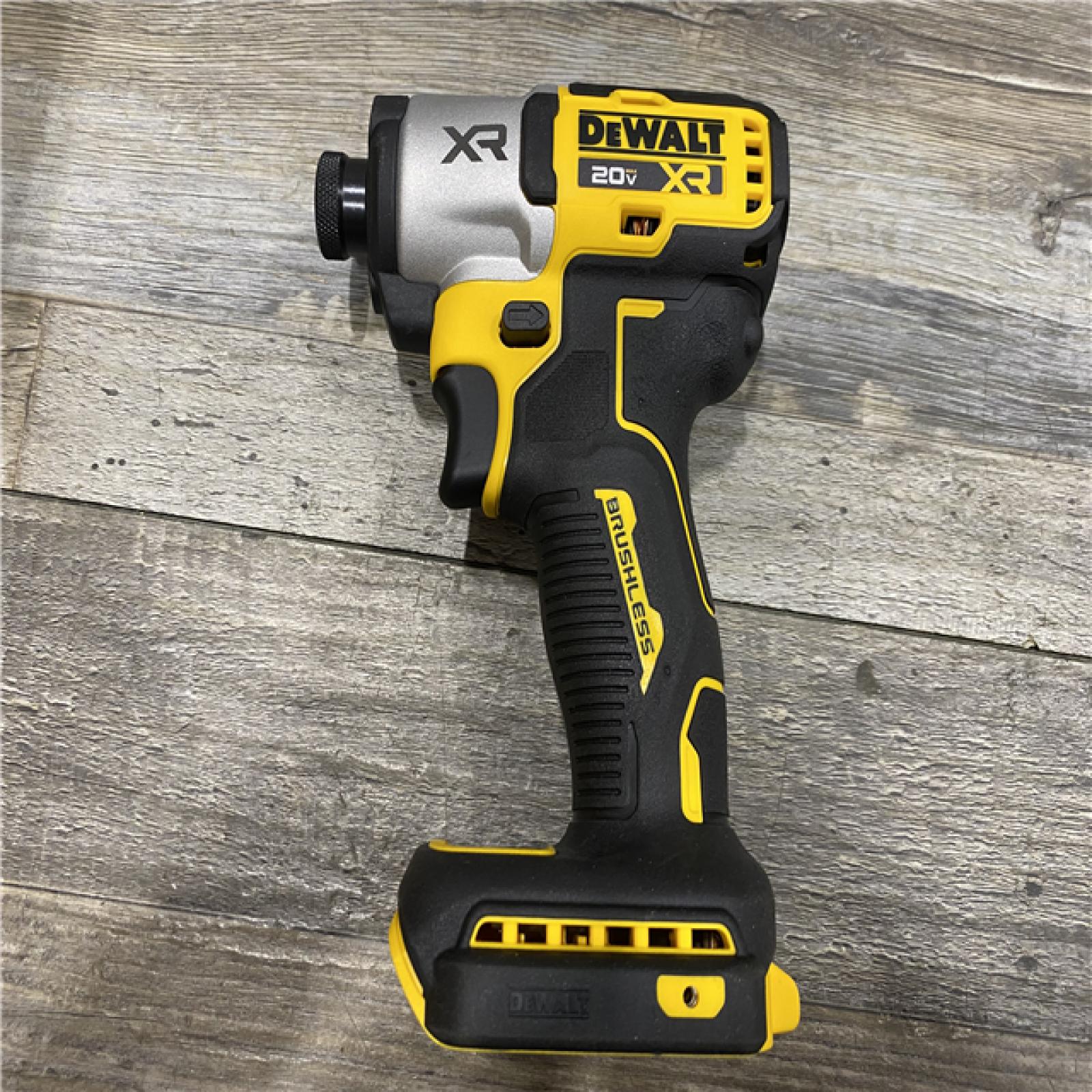 AS-IS DEWALT 20-Volt Maximum XR Lithium-Ion Cordless Brushless 1/4 in. 3-Speed Impact Driver Kit