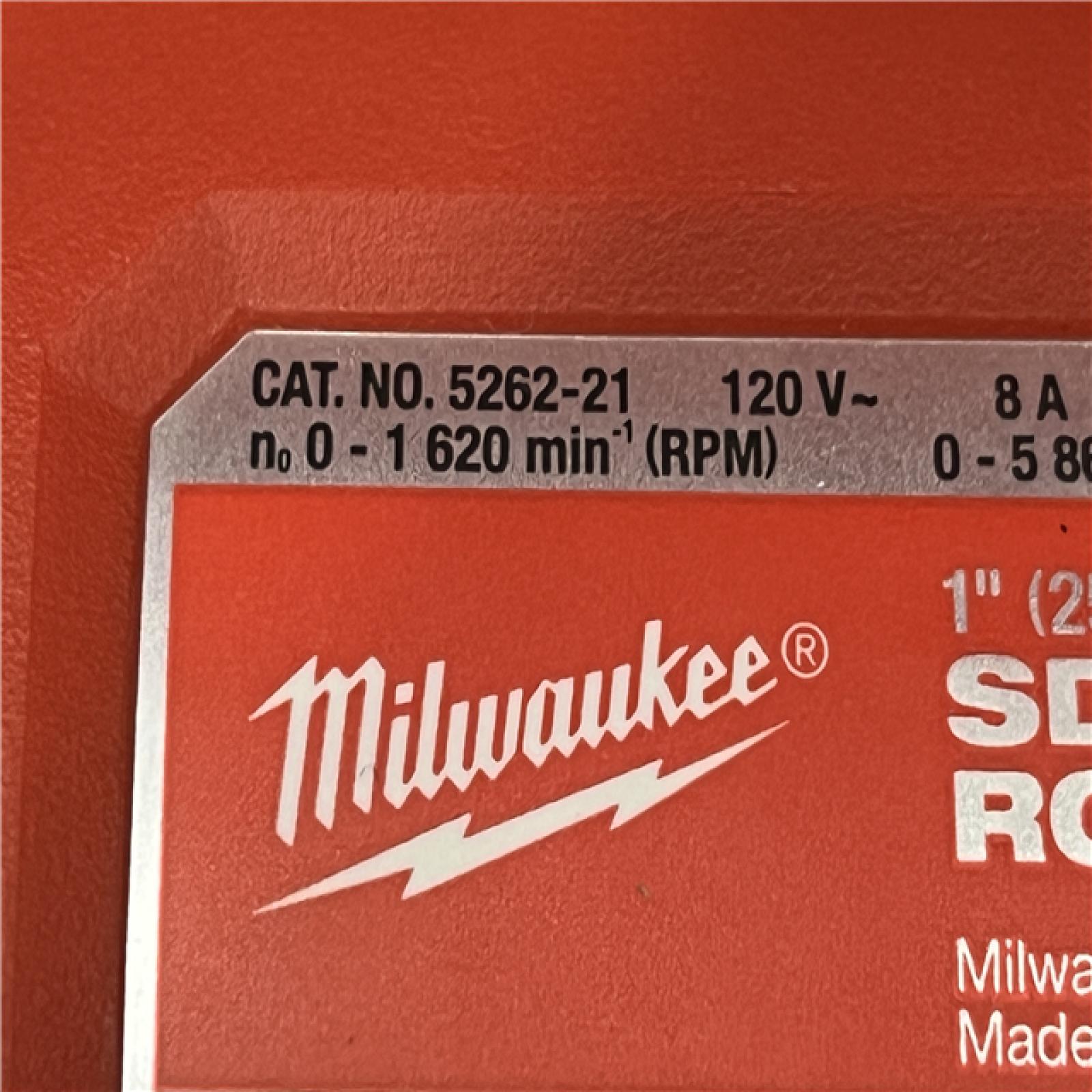AS-IS Milwaukee 8 Amp Corded 1 in. SDS D-Handle Rotary Hammer