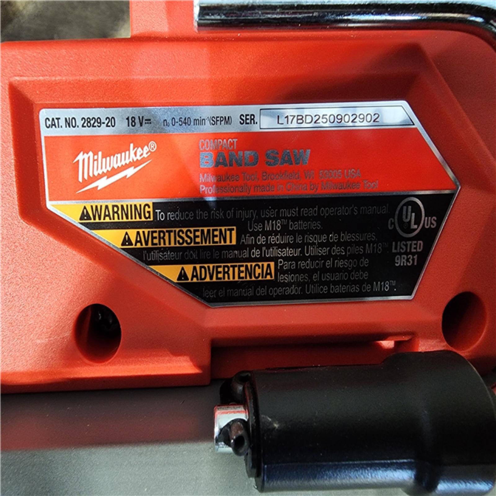 HOUSTON LOCATION - AS-IS Milwaukee M18 Fuel 3-1/4 18V Brushless Compact Band Saw 2829-20 (Bare Tool)