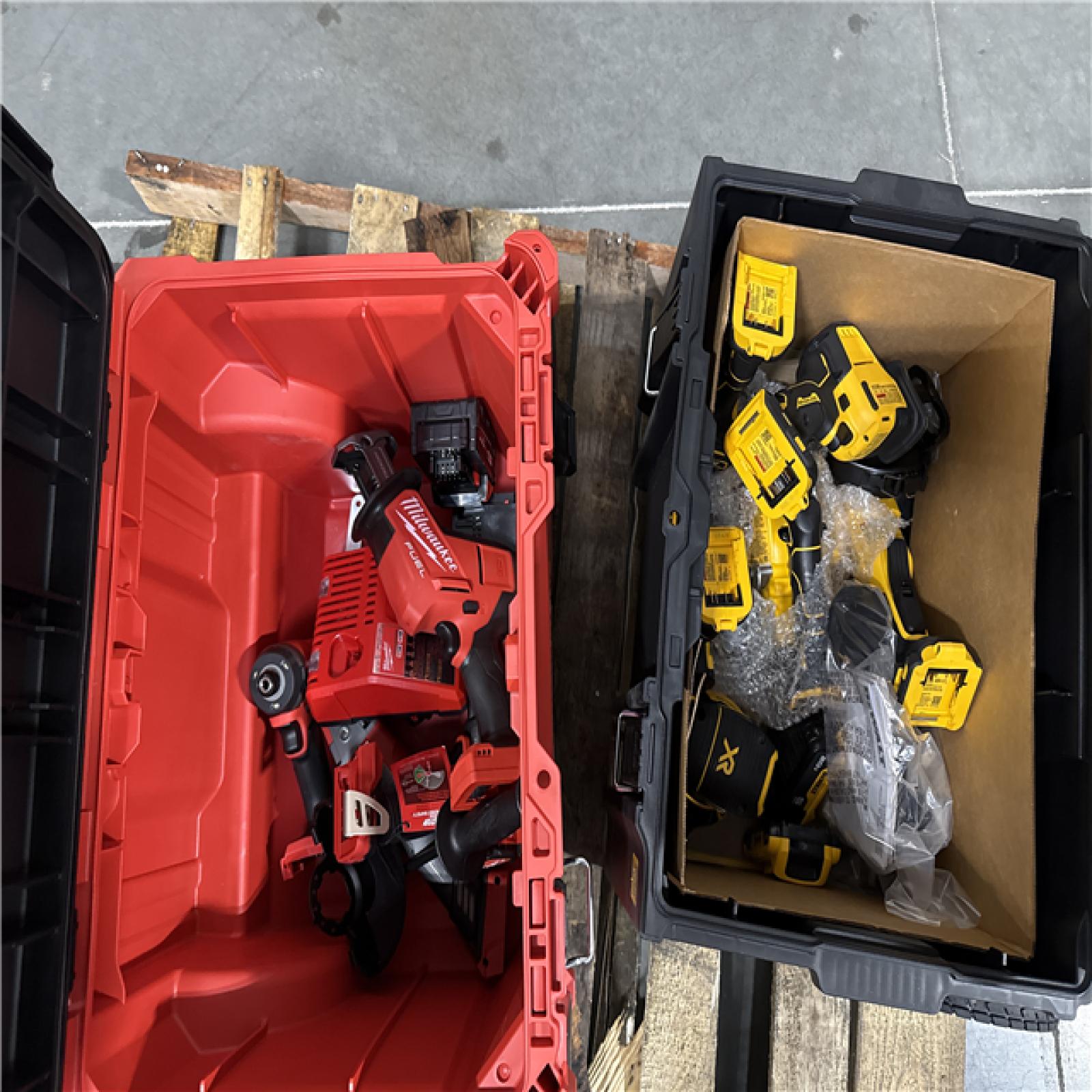 California AS-IS Milwakuee and DeWalt Tool Pallet  Includes Milwaukee & Dewalt Rolling Tool Box (DeWalt Box has broken handle)