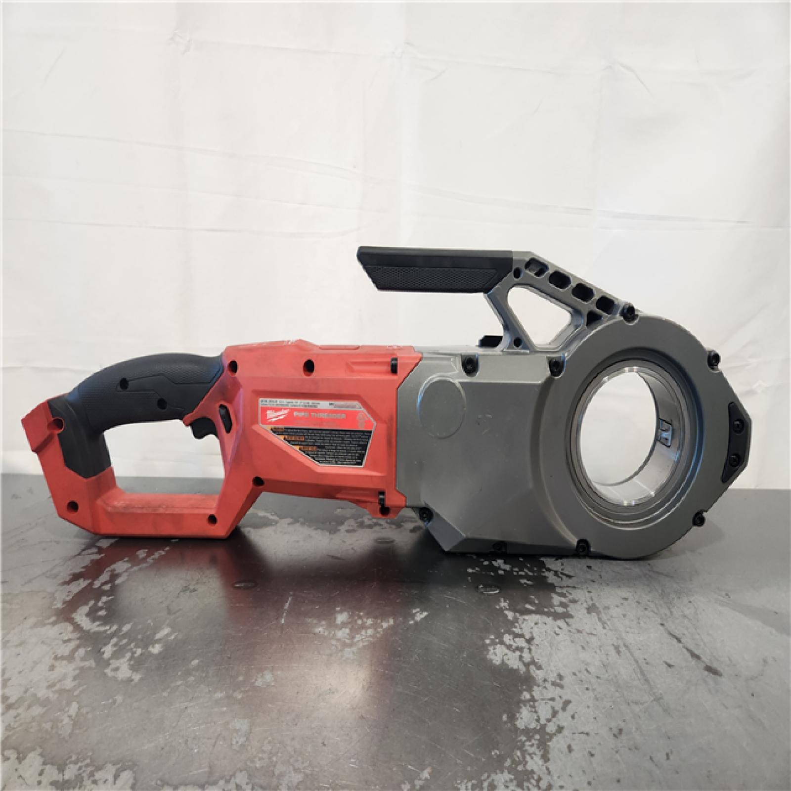 AS-IS- M18 Fuel One-Key Cordless Brushless Pipe Threader Kit with (2) 12.0Ah Batteries and Case