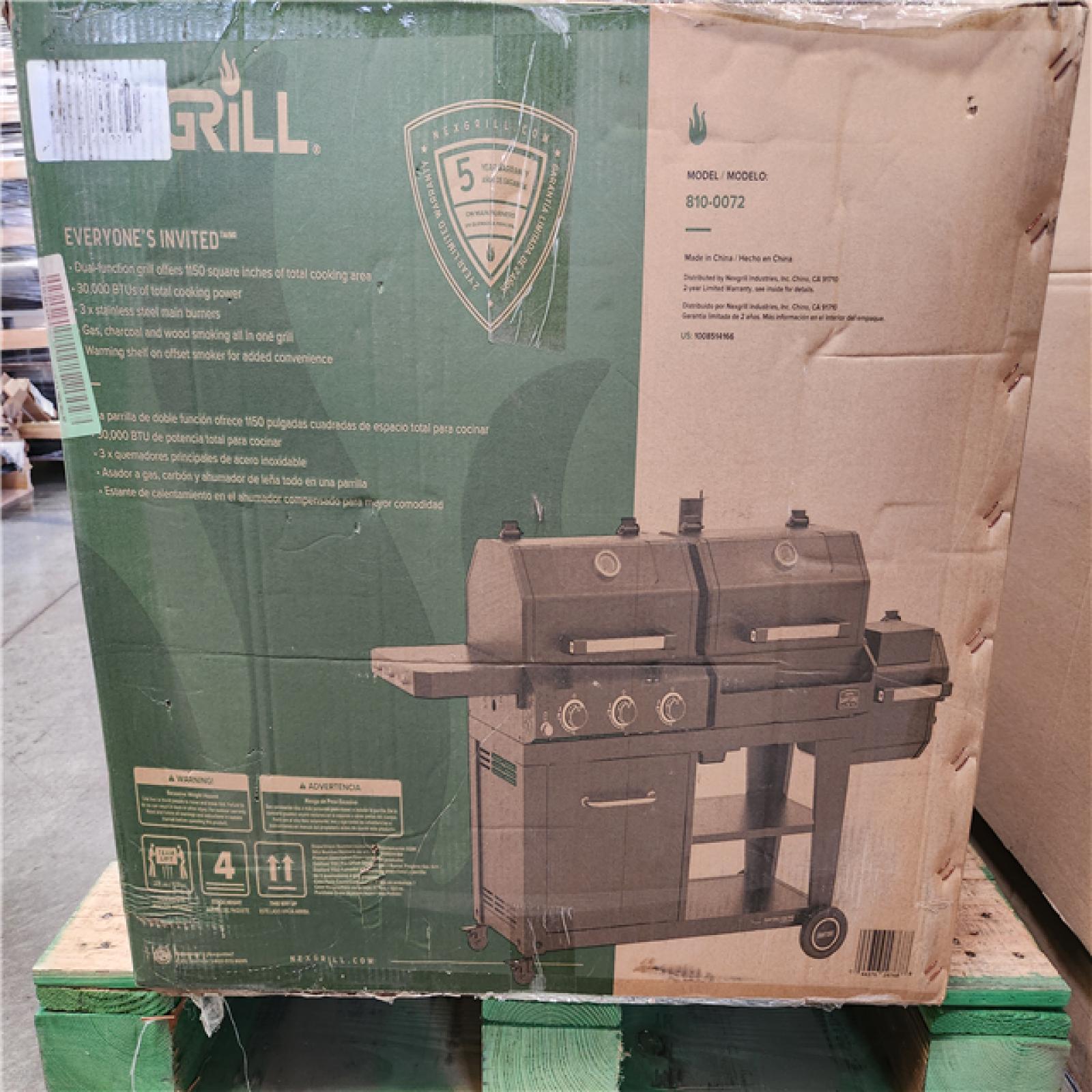 Phoenix Location NEW Nexgrill Oakford 1150 Pro 3-Burner Propane Gas and Offset Charcoal Smoker Combo Grill in Black (Sealed)