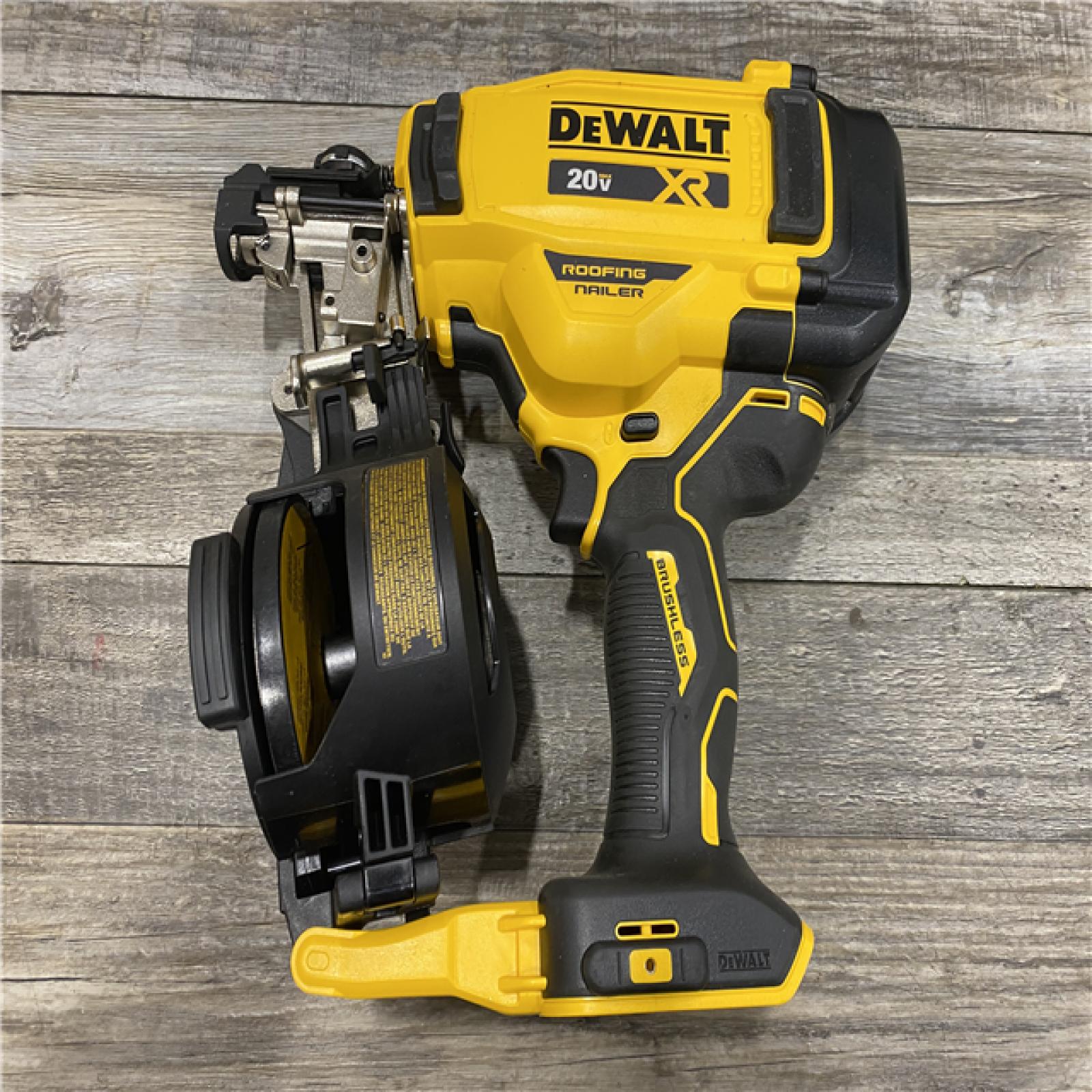 AS-IS DEWALT 20V MAX Lithium-Ion 15-Degree Electric Cordless Roofing Nailer Kit