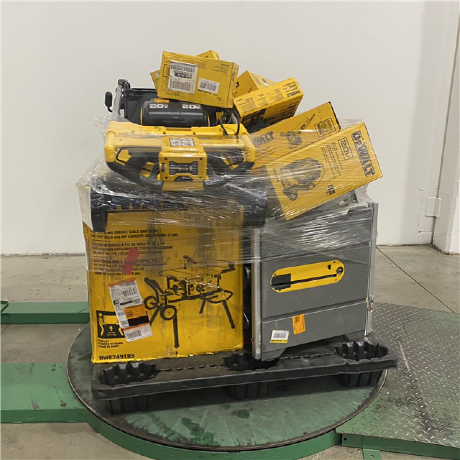 Dallas Location - As-Is Tool Pallet