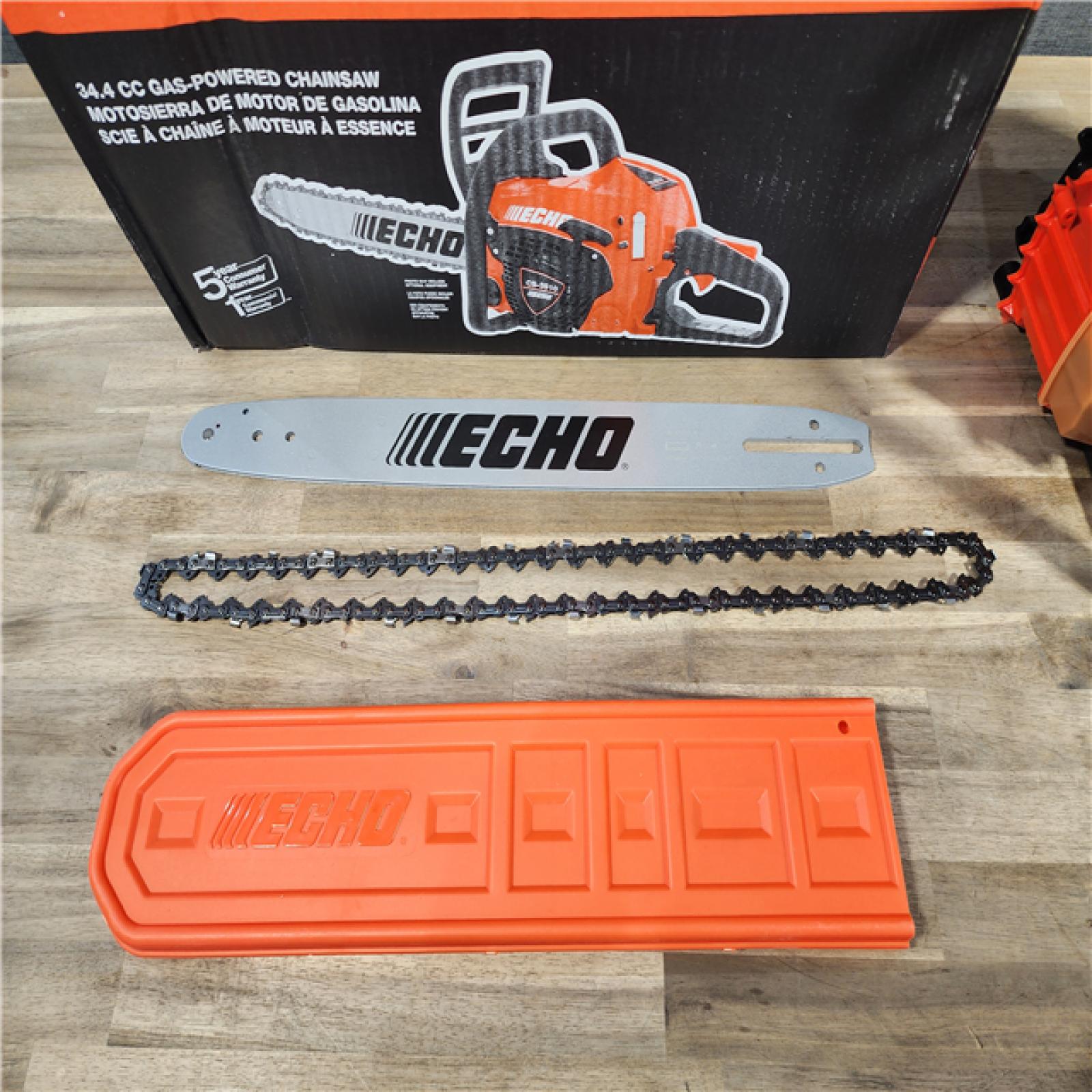 HOUSTON LOCATION - AS-IS (APPEARS LIKE NEW) Echo CS-3510-16 34.4cc 16  2 Stroke Gas Lightweight Rear Handle Chainsaw