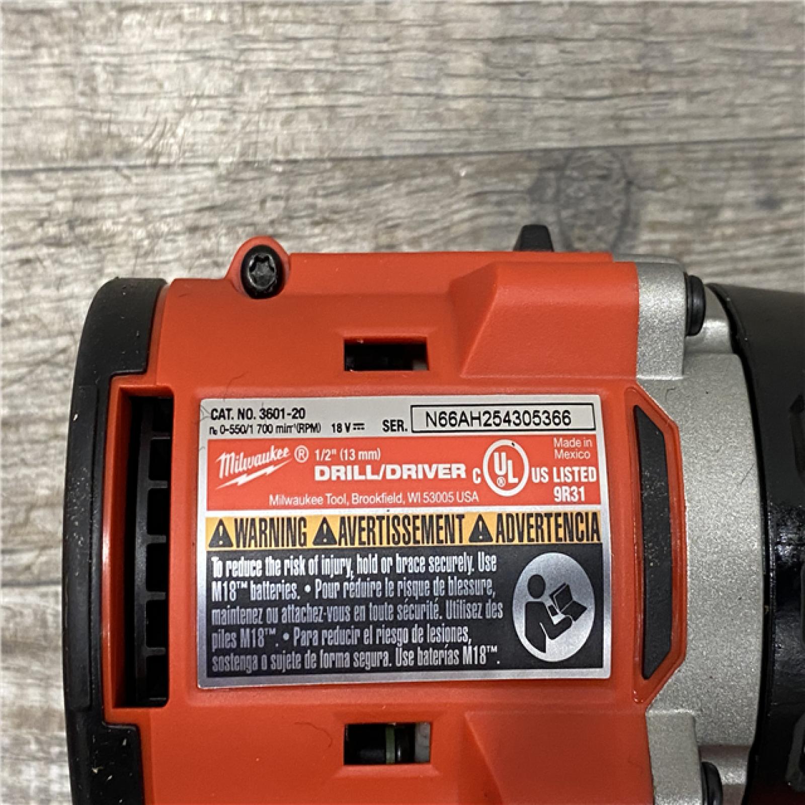 AS-IS Milwaukee 18V Lithium-Ion Brushless Cordless 1/2 in. Compact Drill/Driver Kit