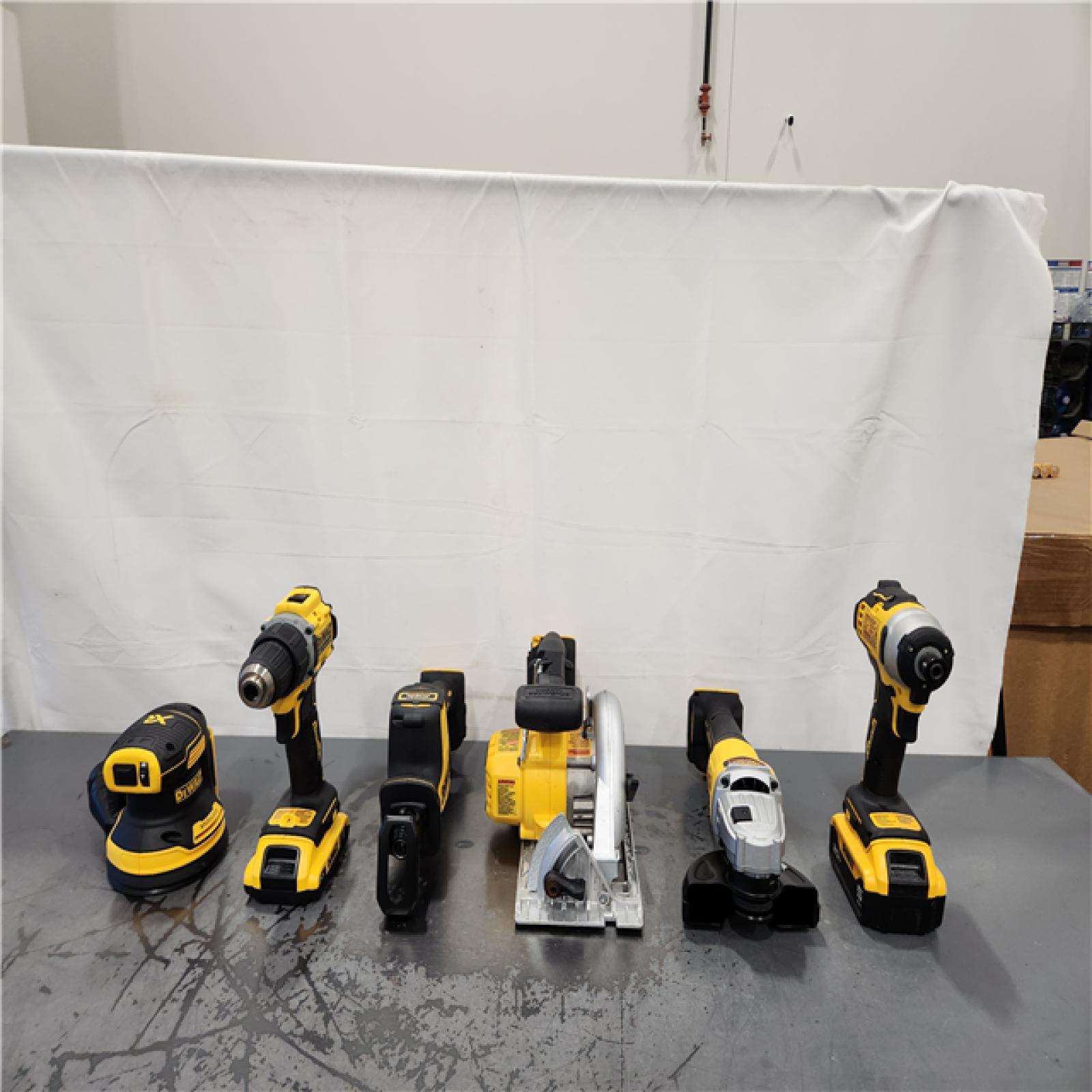 AS-IS- DEWALT 20V Lithium-Ion Cordless 6-Tool Combo Kit with 5.0 Ah and 2.0 Ah Batteries  Charger and Tough System 2.0 Rolling Toolbox
