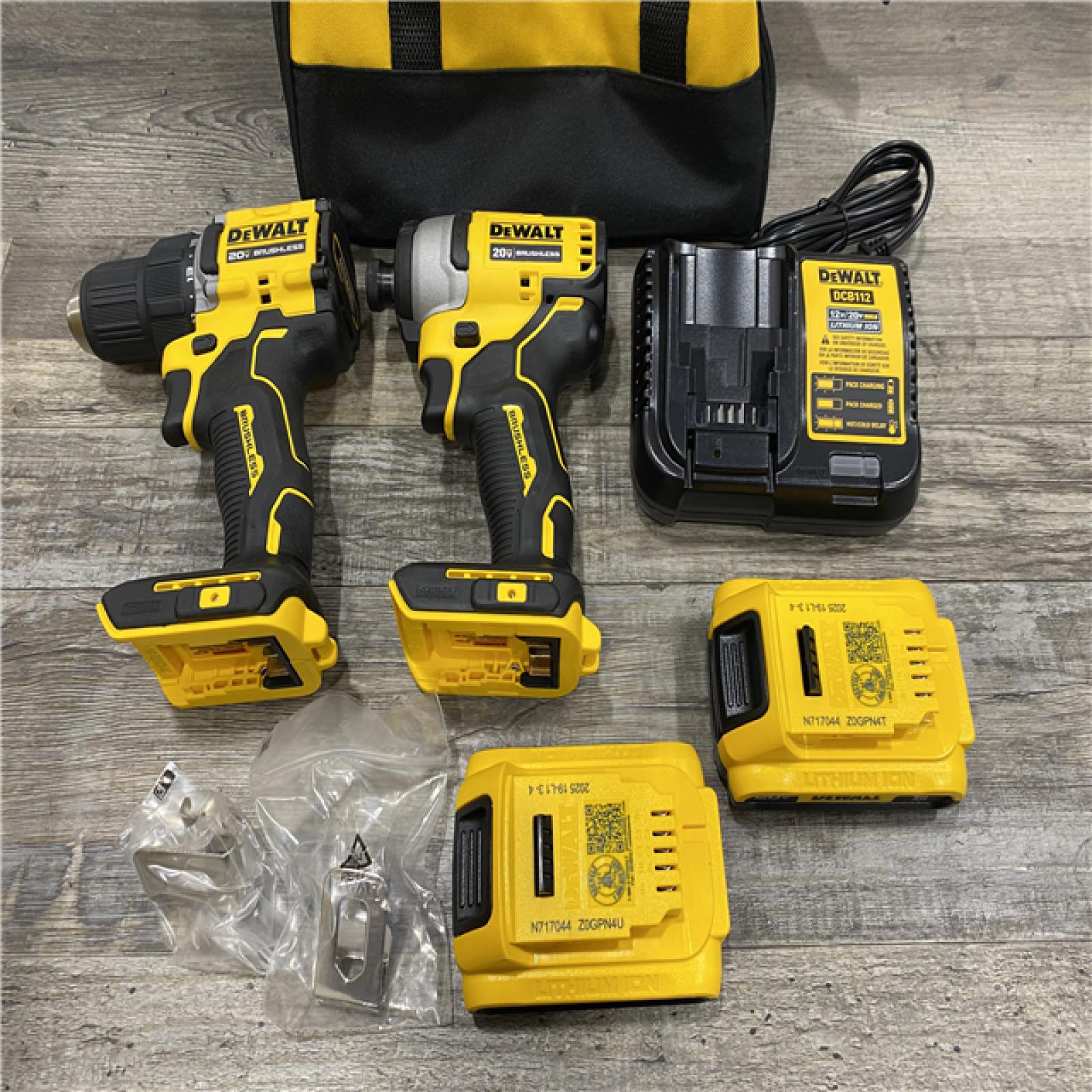 AS-IS DEWALT ATOMIC 20-Volt MAX Lithium-Ion Cordless Combo Kit