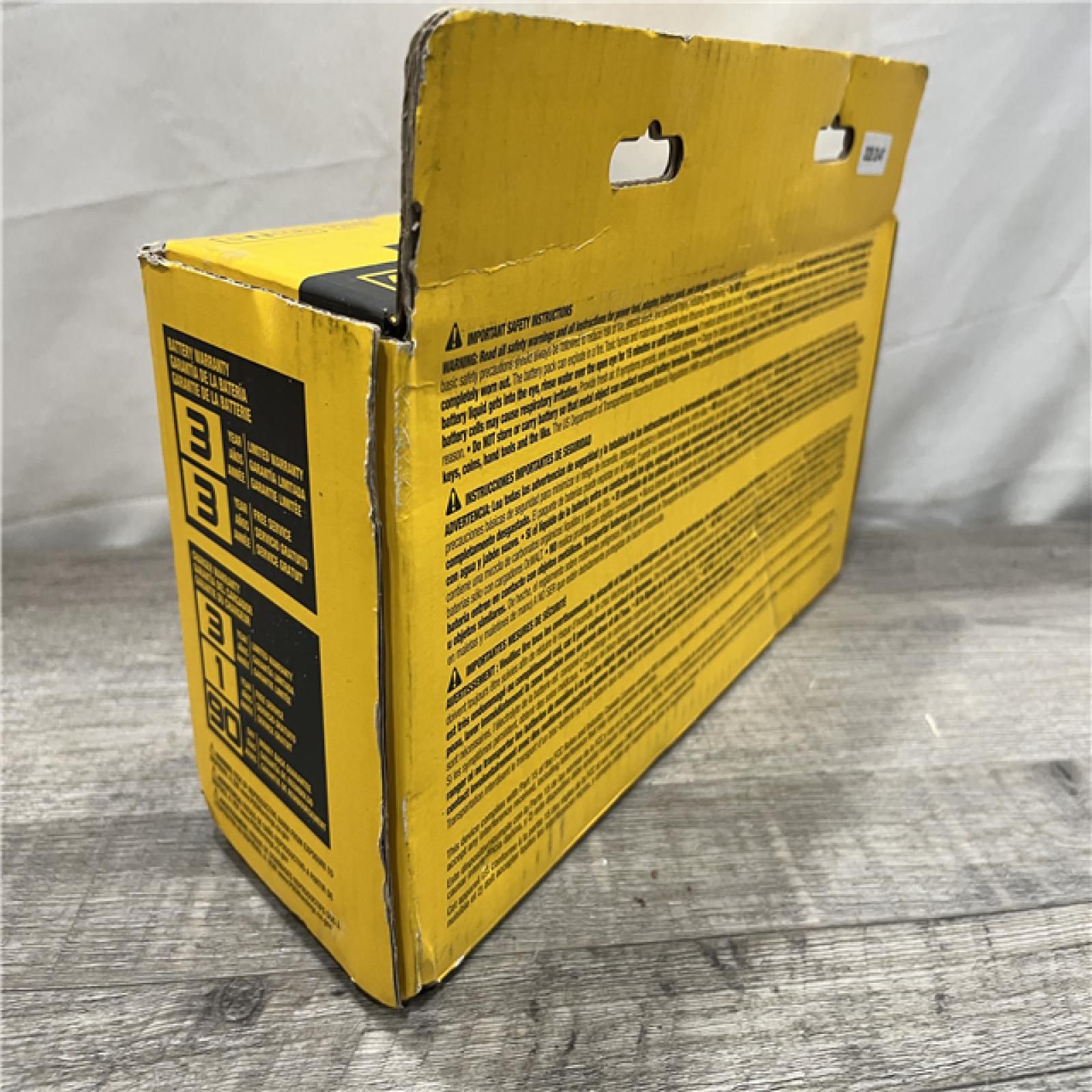 NEW - DEWALT 20V MAX Lithium-Ion Starter Kit with 4.0 Ah and 5.0 Ah Batteries and Charger