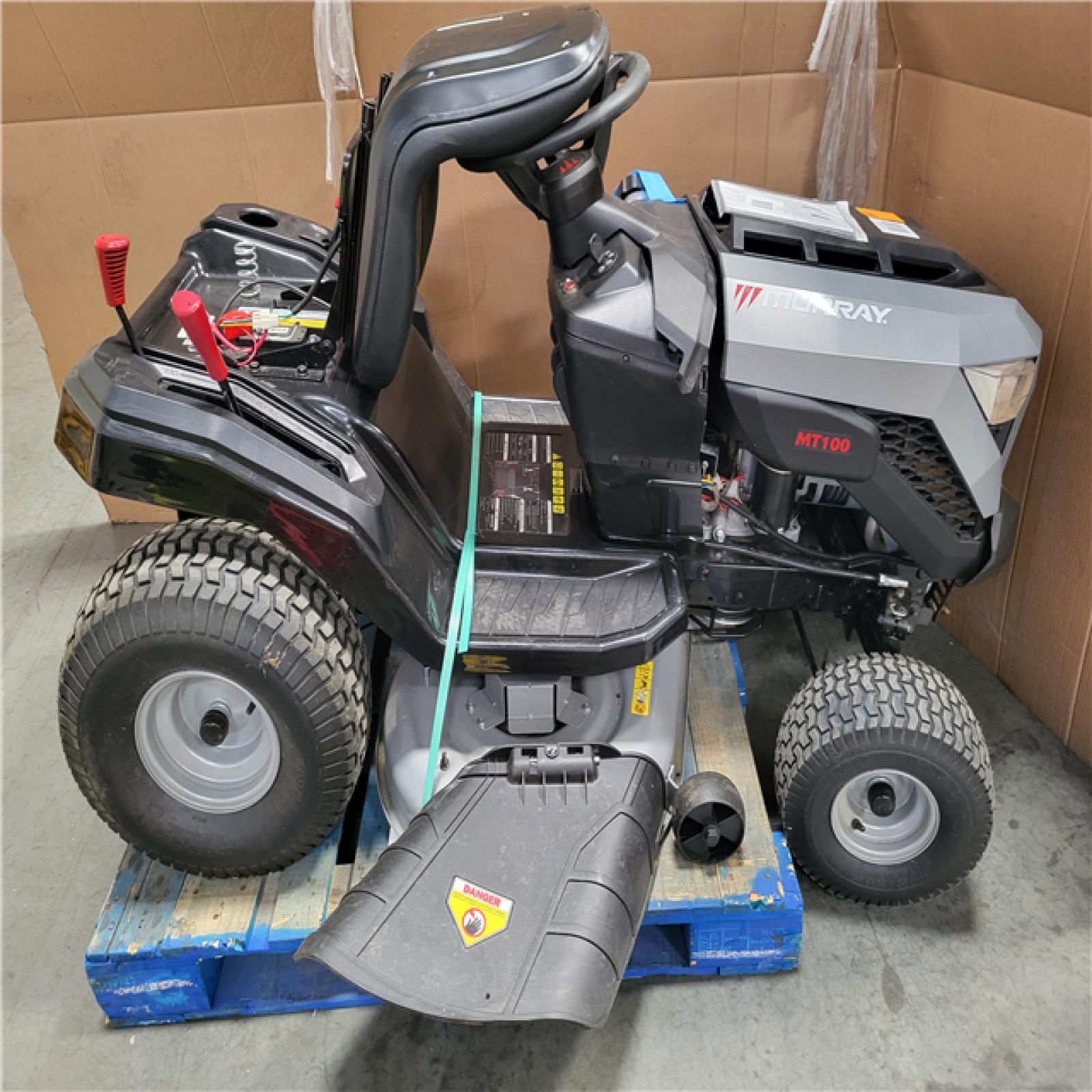 California AS-IS MURRAY MT100 SITDOWN LAWNMOWER