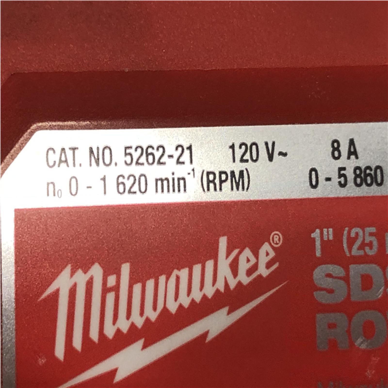 AS-IS Milwaukee 8 Amp Corded 1 in. SDS D-Handle Rotary Hammer
