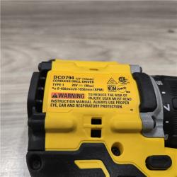 AS-IS DEWALT ATOMIC COMPACT SERIES 20V MAX* Cordless 1/2 Drill/Driver Kit