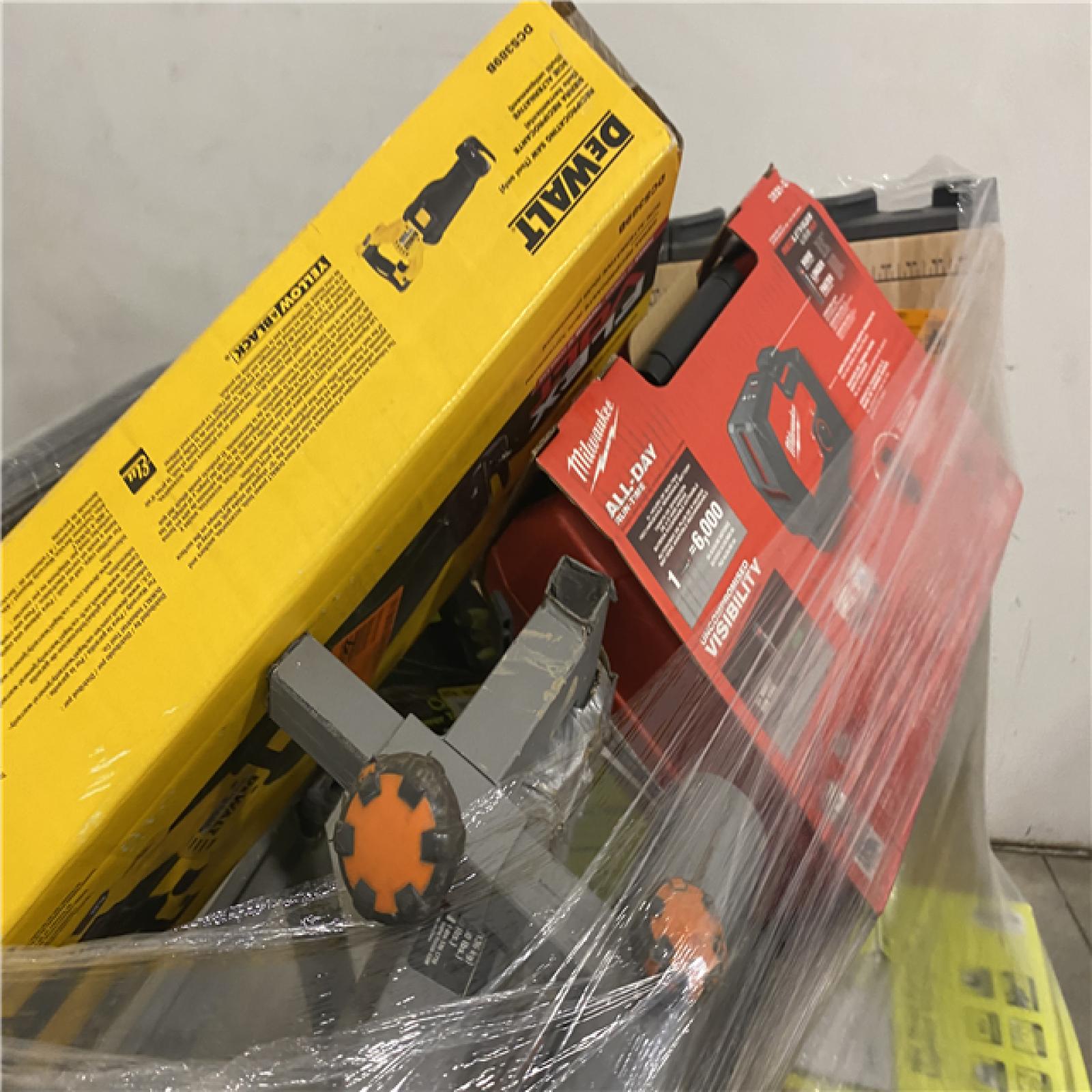 Dallas Location - As-Is Tool Pallet