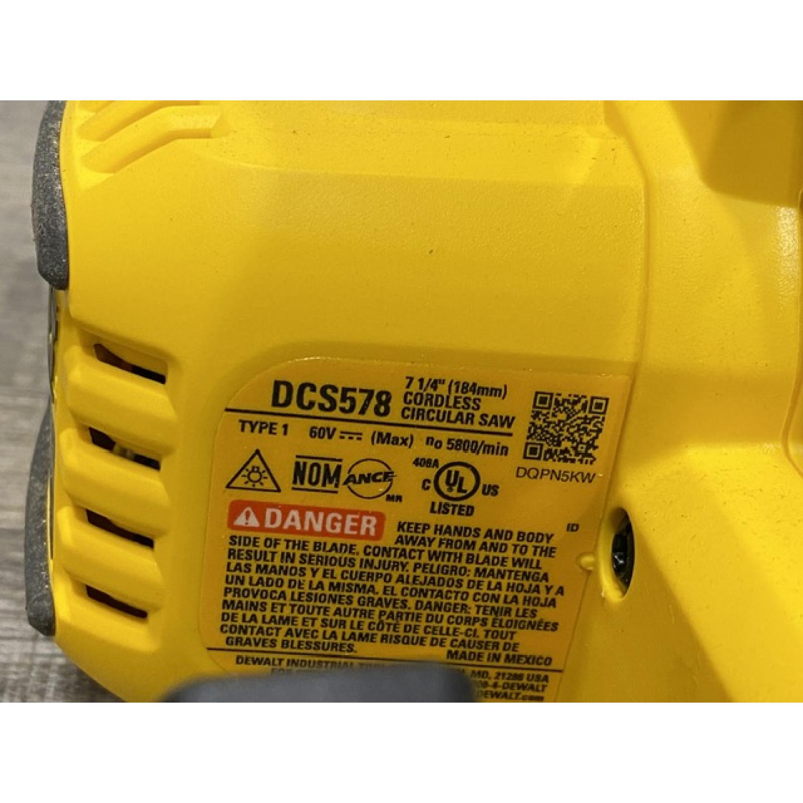 AS-IS DEWALT FLEXVOLT 60V MAX Cordless Brushless 7-1/4 in. Circular Saw with Brake (Tool Only)