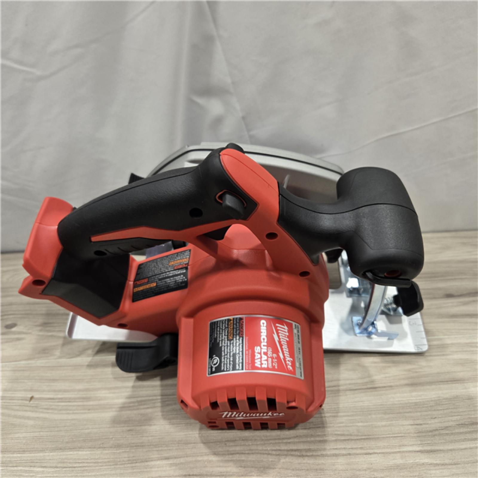 AS-IS Milwaukee 2630-20 M18 Cordless 6-1/2 Circular Saw (Bare Tool Only)