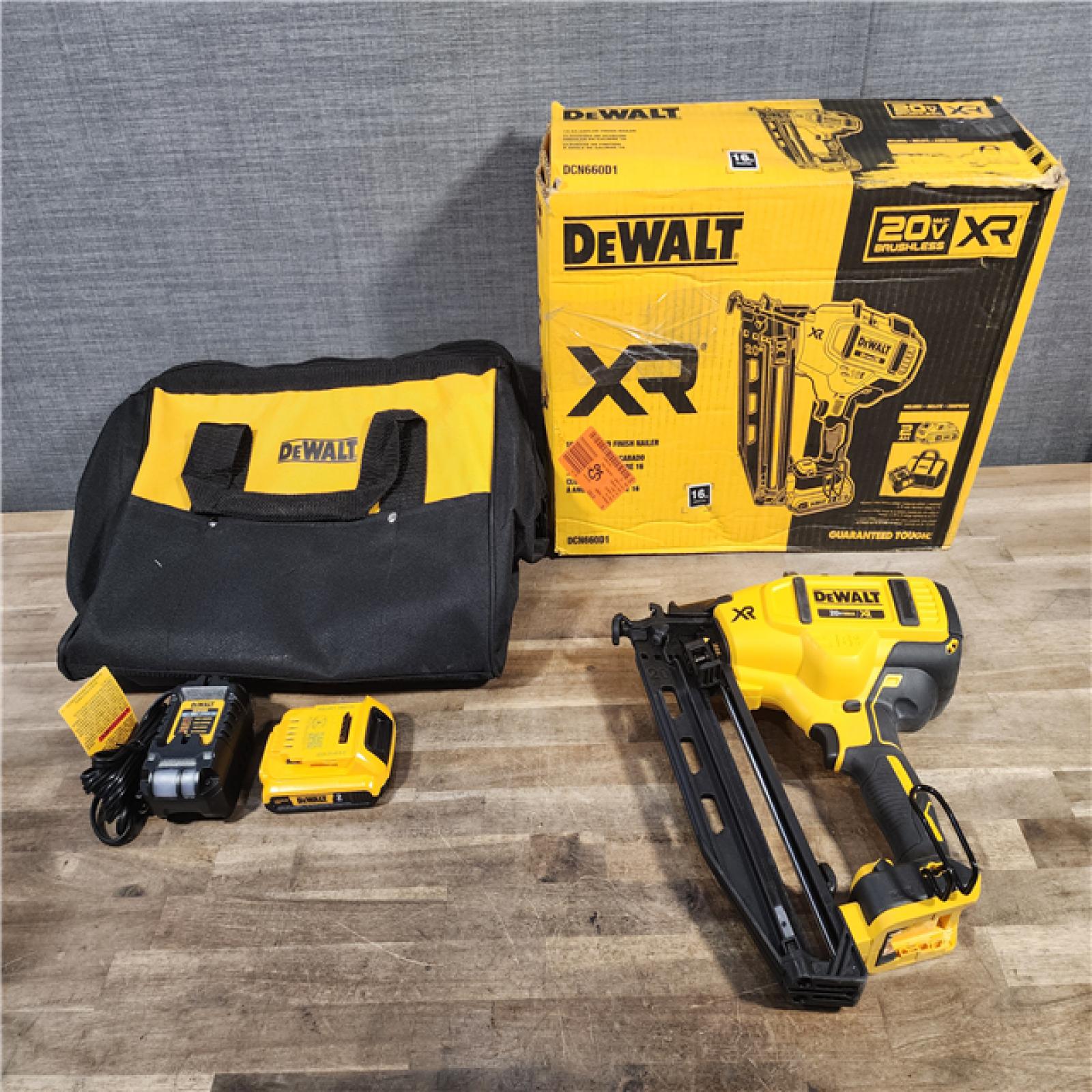 HOUSTON LOCATION - AS-IS DeWalt DCN660D1 20V 16 Gauge Cordless Angled Finish Nailer Kit W/ 2Ah Battery