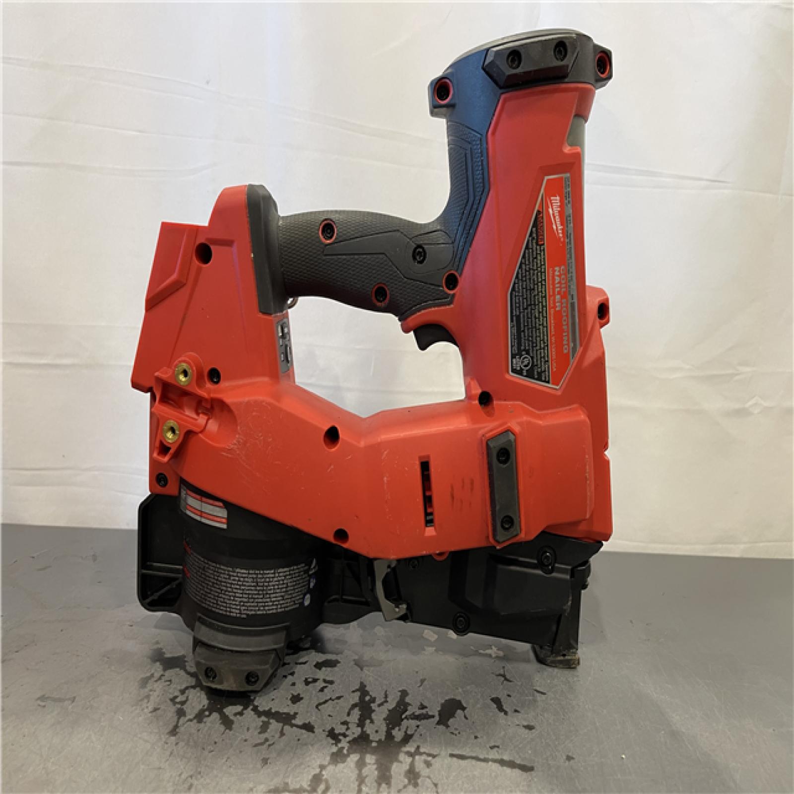 AS-IS - Milwaukee M18 FUEL 18-Volt Lithium-Ion Brushless Cordless Coil Roofing Nailer