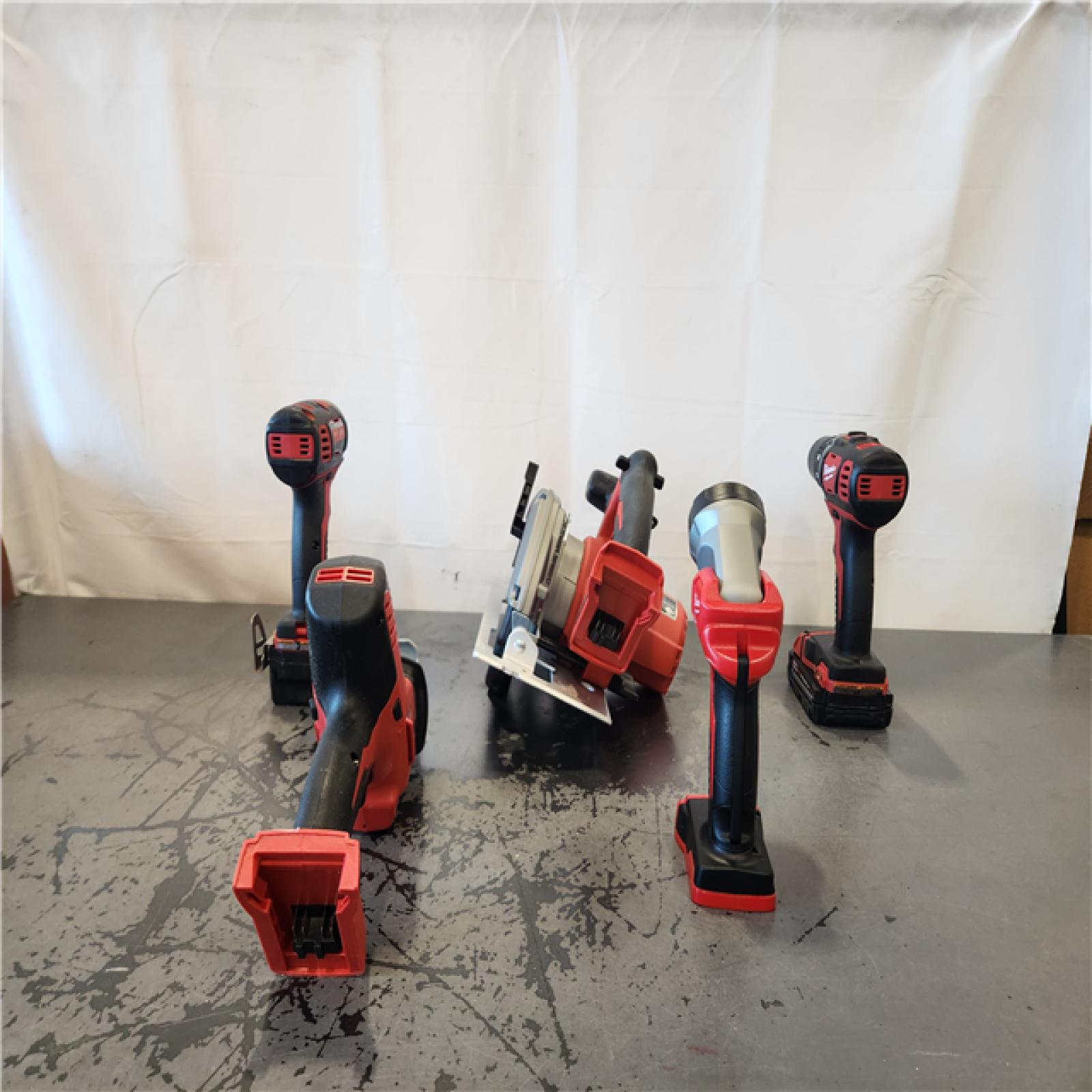 AS-IS- Milwaukee M18 18V Lithium-Ion Cordless Combo Kit